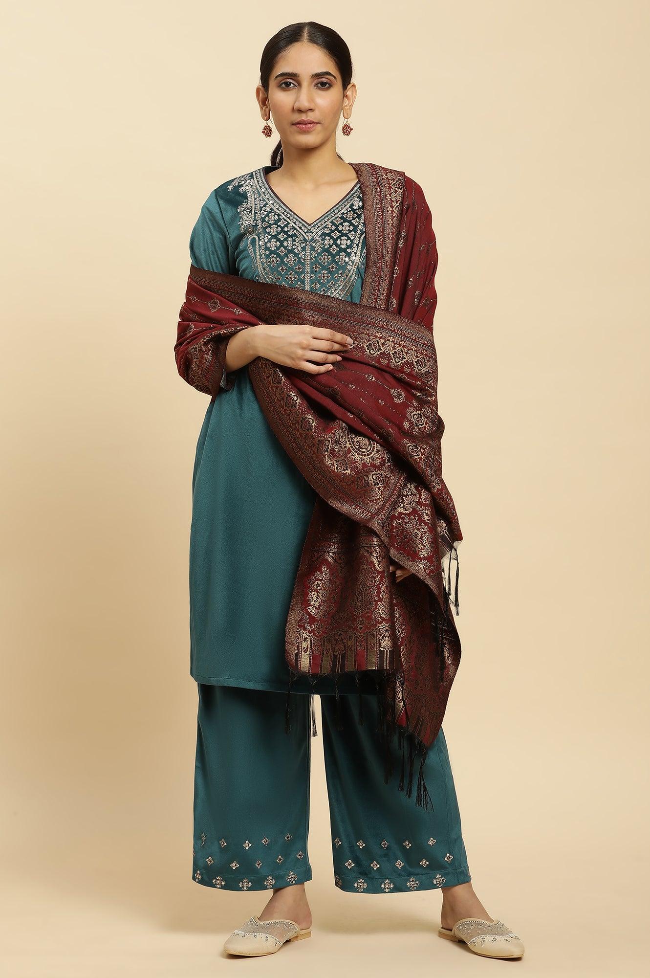 Blue Embroidered Velvet Winter Kurta, Pants And Shawl Set - Image 2