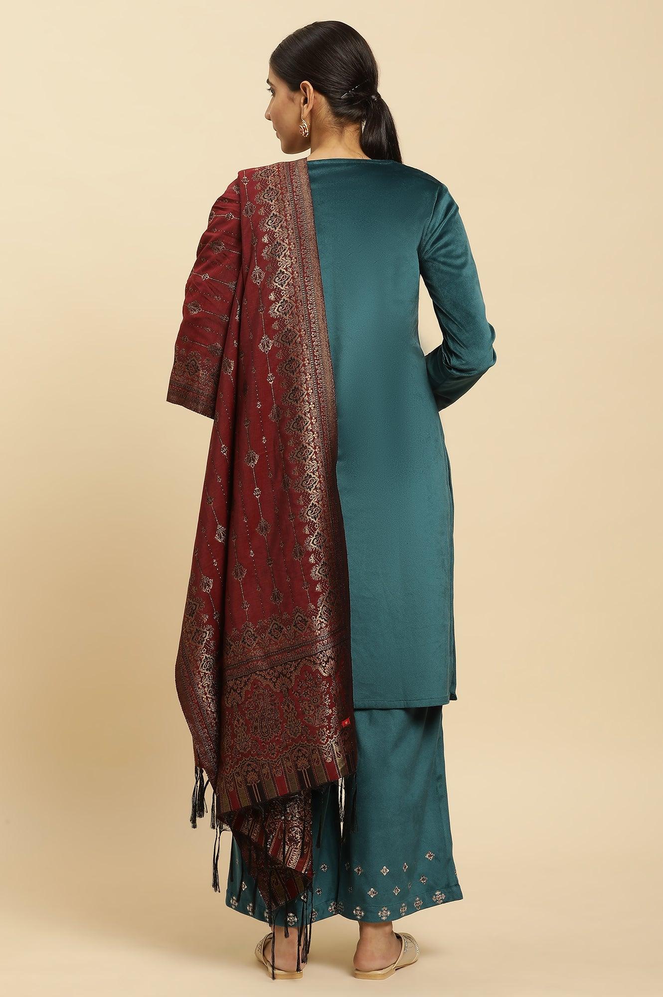 Blue Embroidered Velvet Winter Kurta, Pants And Shawl Set - Image 5