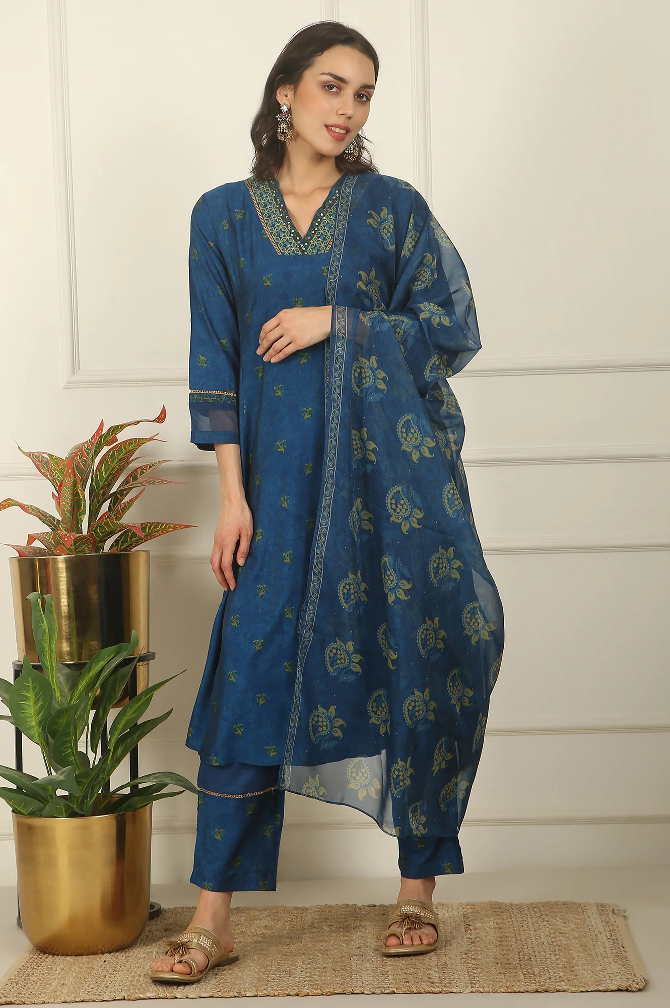Blue Floral Printed Embroidered Flared Kurta, Pants and Dupatta Set - Image 3
