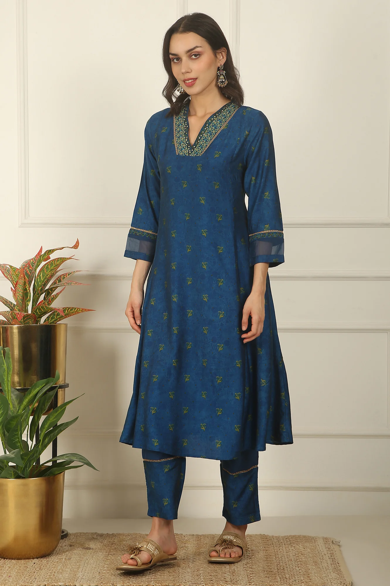 Blue Floral Printed Embroidered Flared Kurta, Pants and Dupatta Set - Image 5