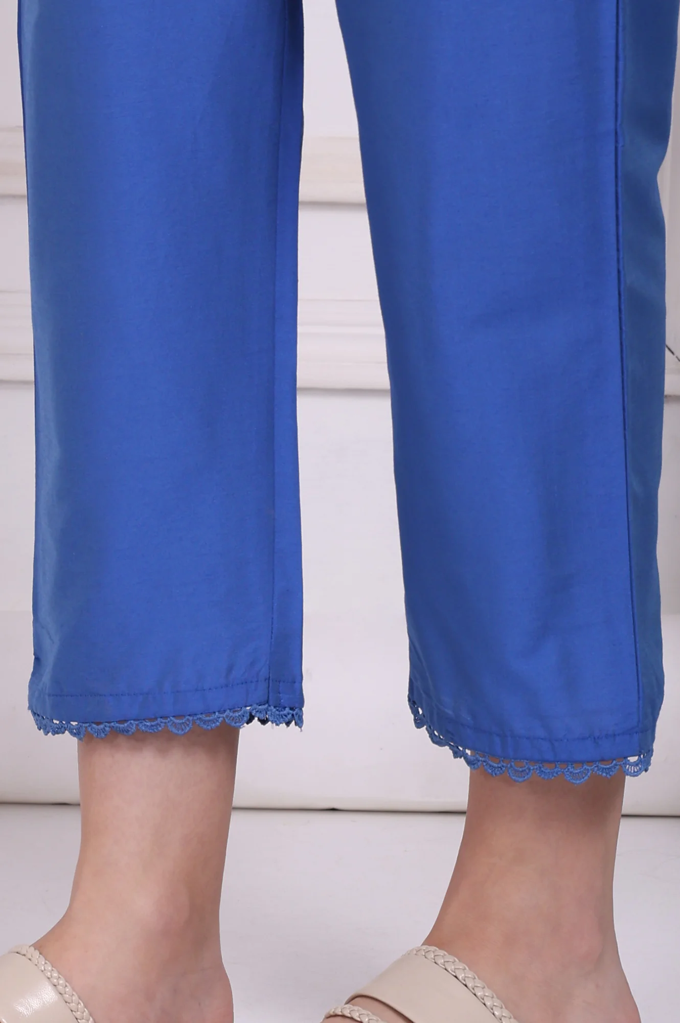 Blue Floral Printed Lace Flared Kurta, Pants and Dupatta Set - Image 9