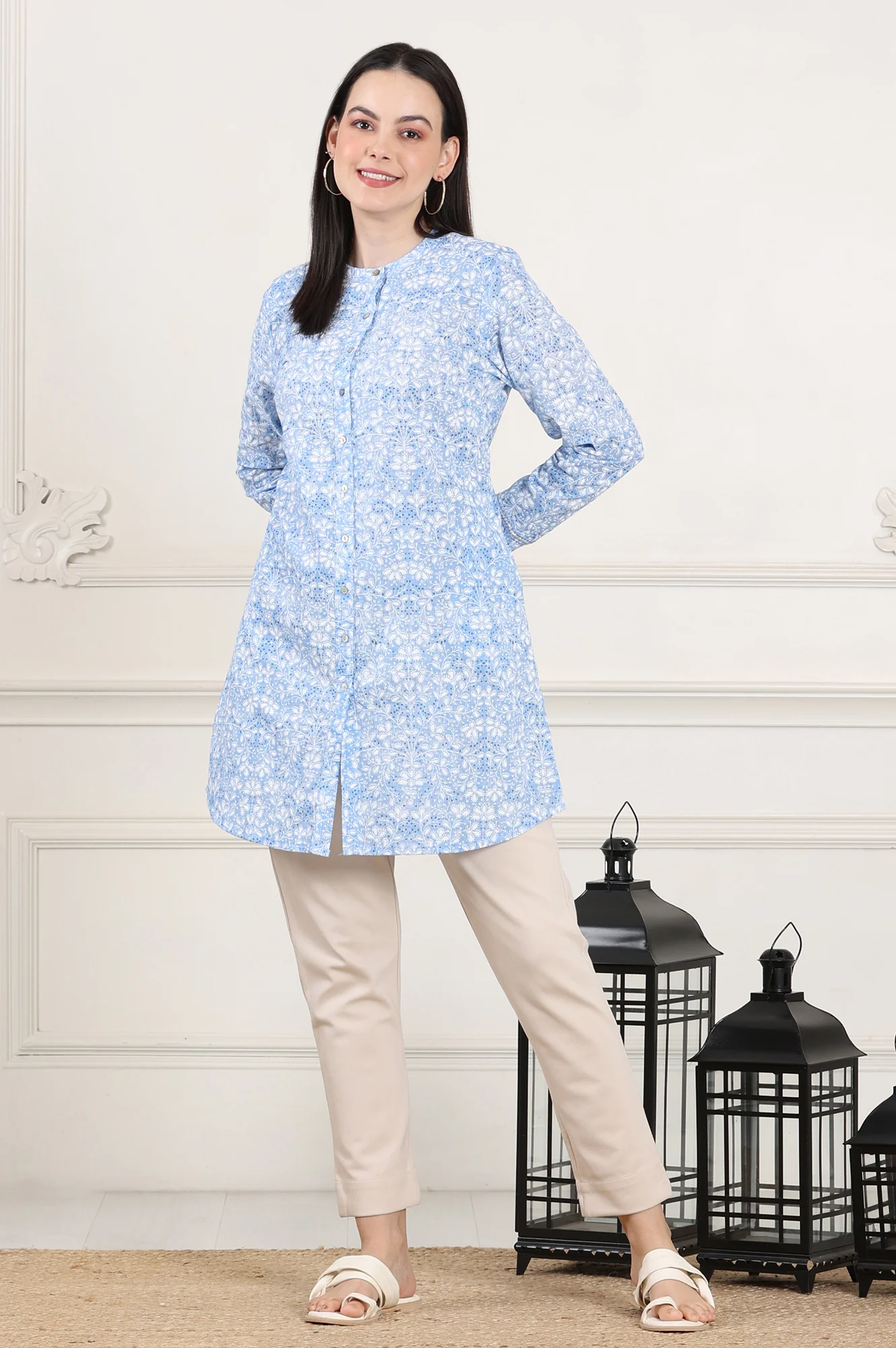 Blue Floral Printed Mandarin Collar Pure Cotton Tunic - Image 9
