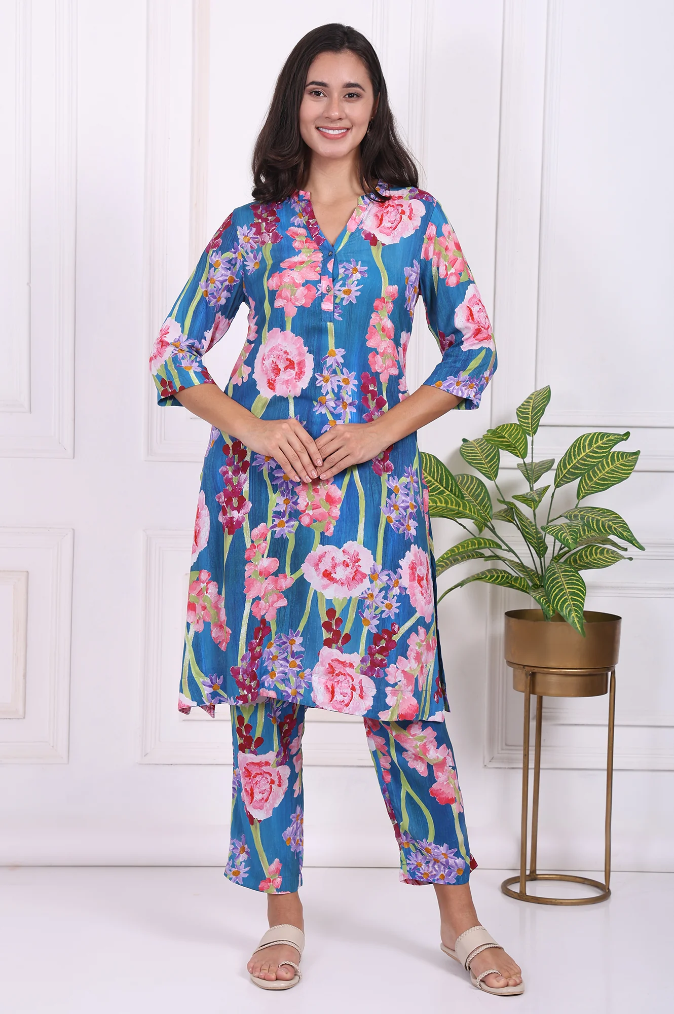 Blue Floral Printed Modal Ankle Length Straight Pants - Image 2