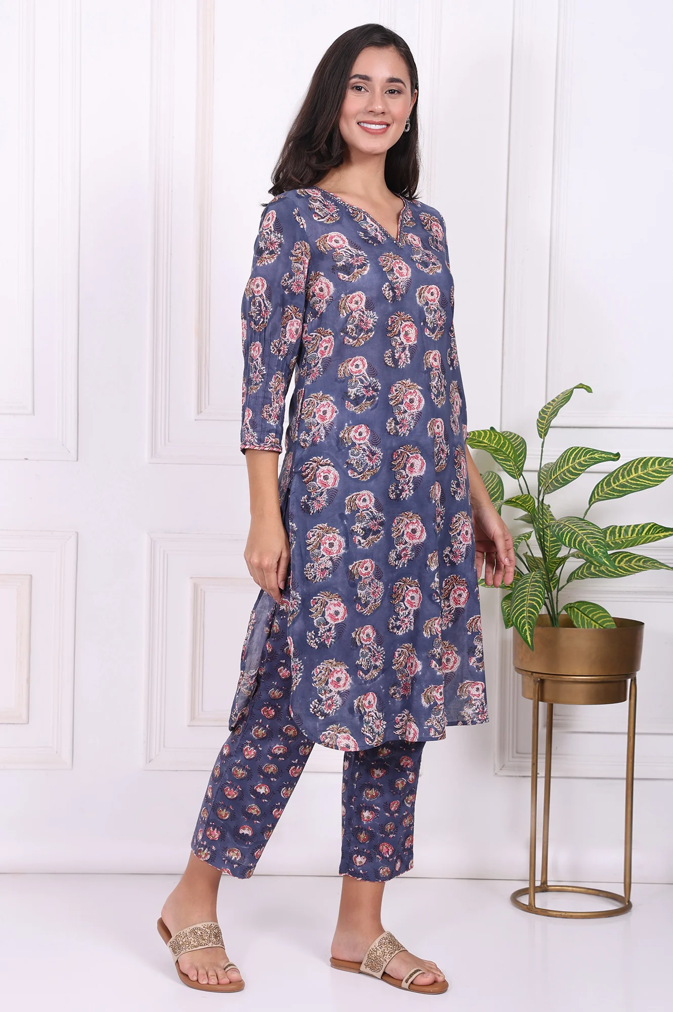 Blue Floral Printed Pure Cotton Straight Kurta, Pants and Dupatta Set - Image 6