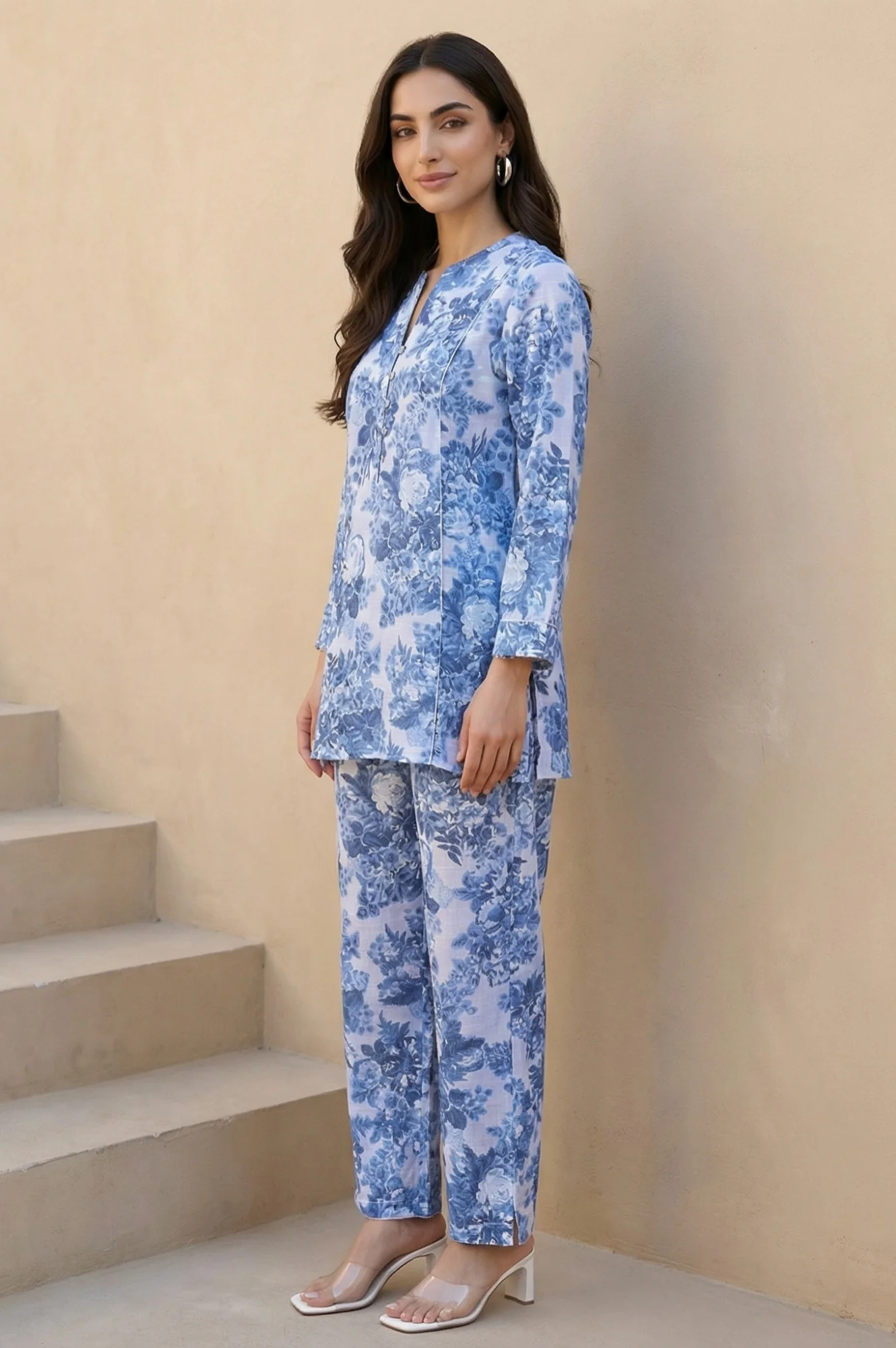 Blue Floral Printed Pure Cotton Straight Tunic with Pants Co-ord Set - Image 4