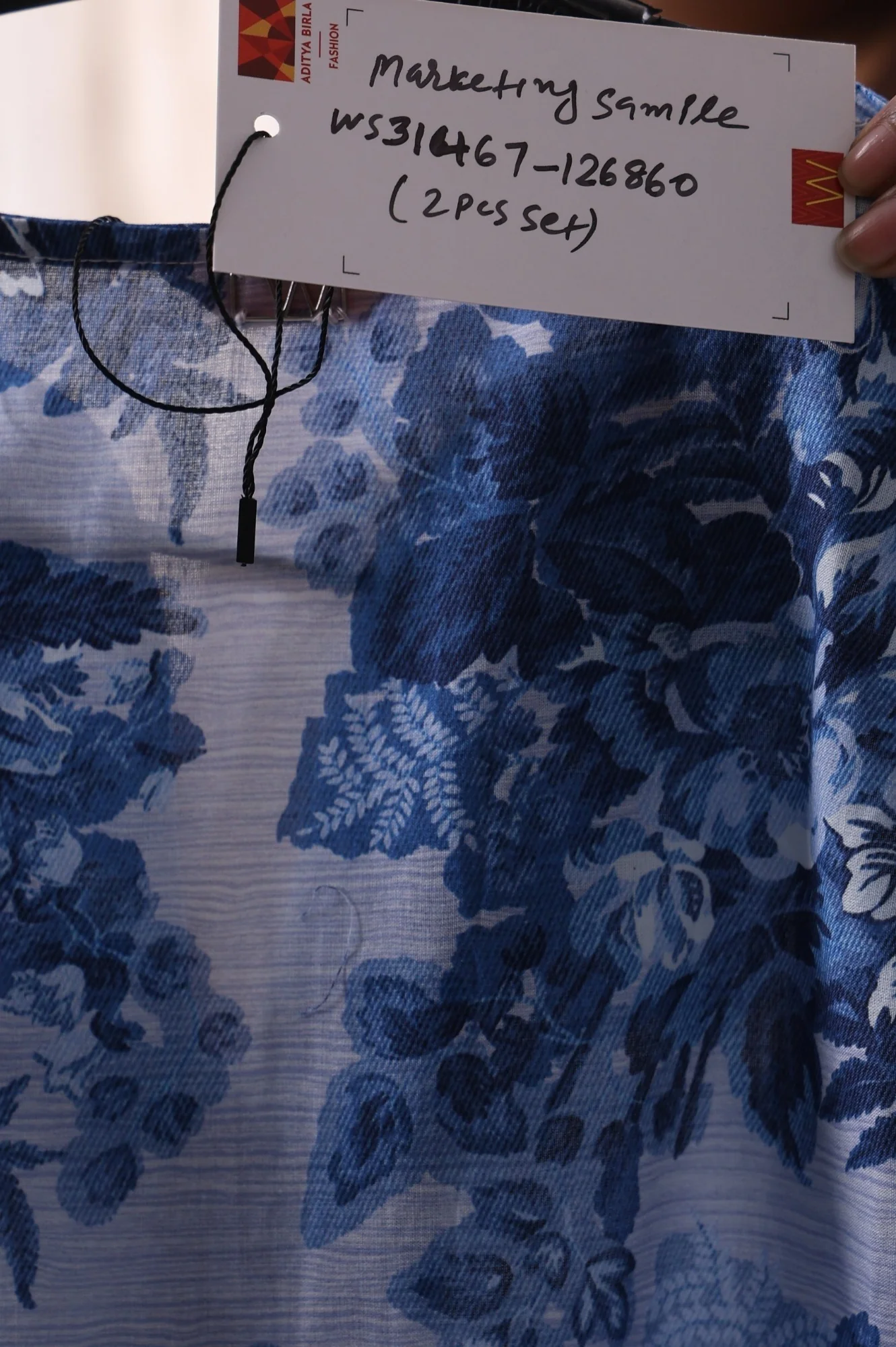 Blue Floral Printed Pure Cotton Straight Tunic with Pants Co-ord Set - Image 8
