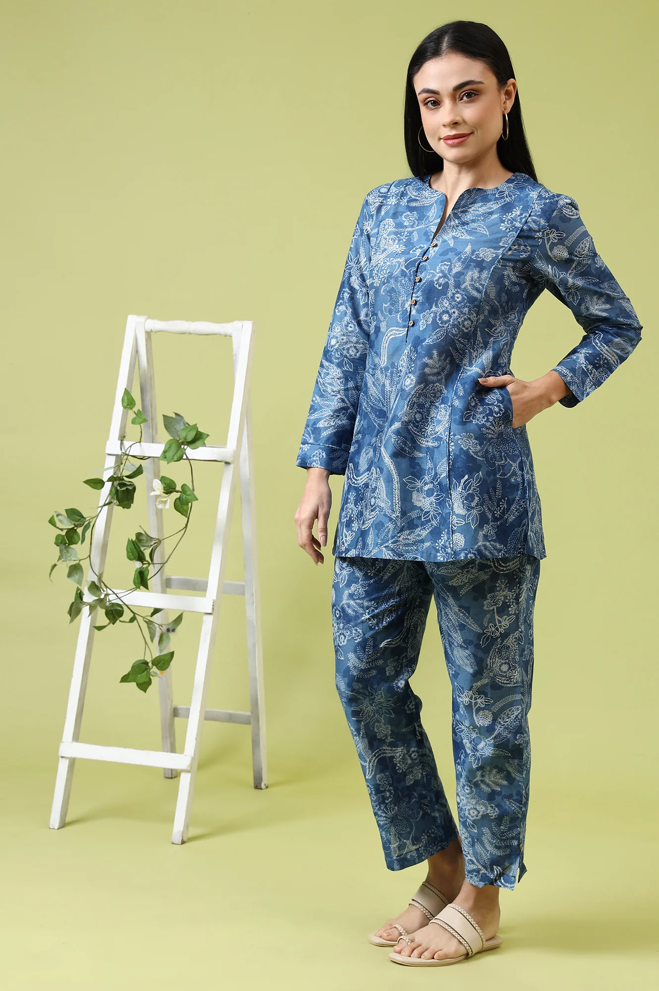 Blue Floral Printed Pure Cotton Tunic and Pants Co-ord Set - Image 9