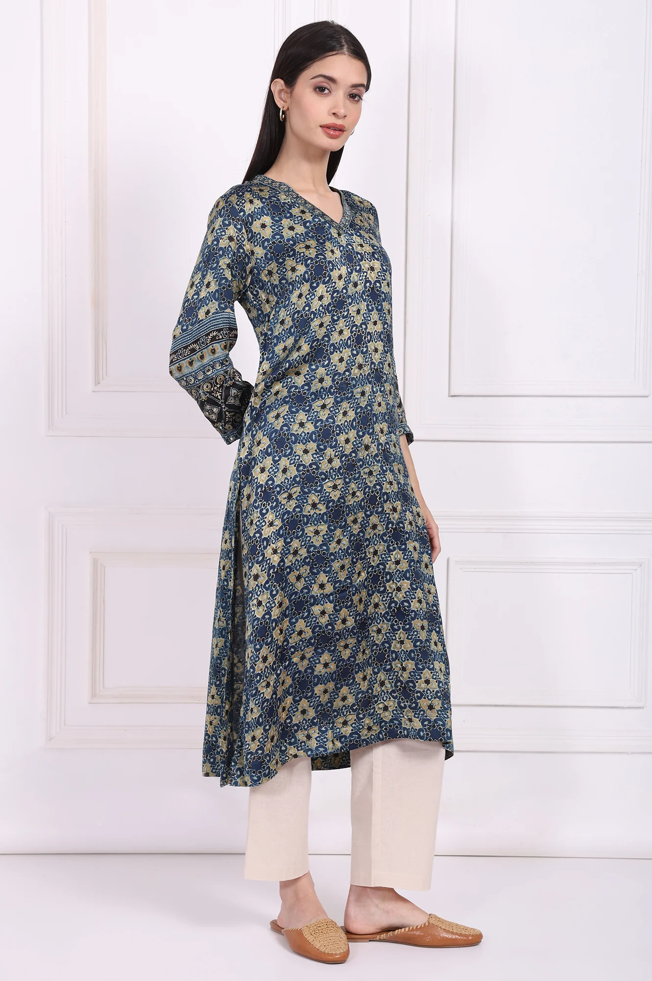 Blue Floral Printed Thread Embroidered Modal Satin Straight Kurta - Image 6