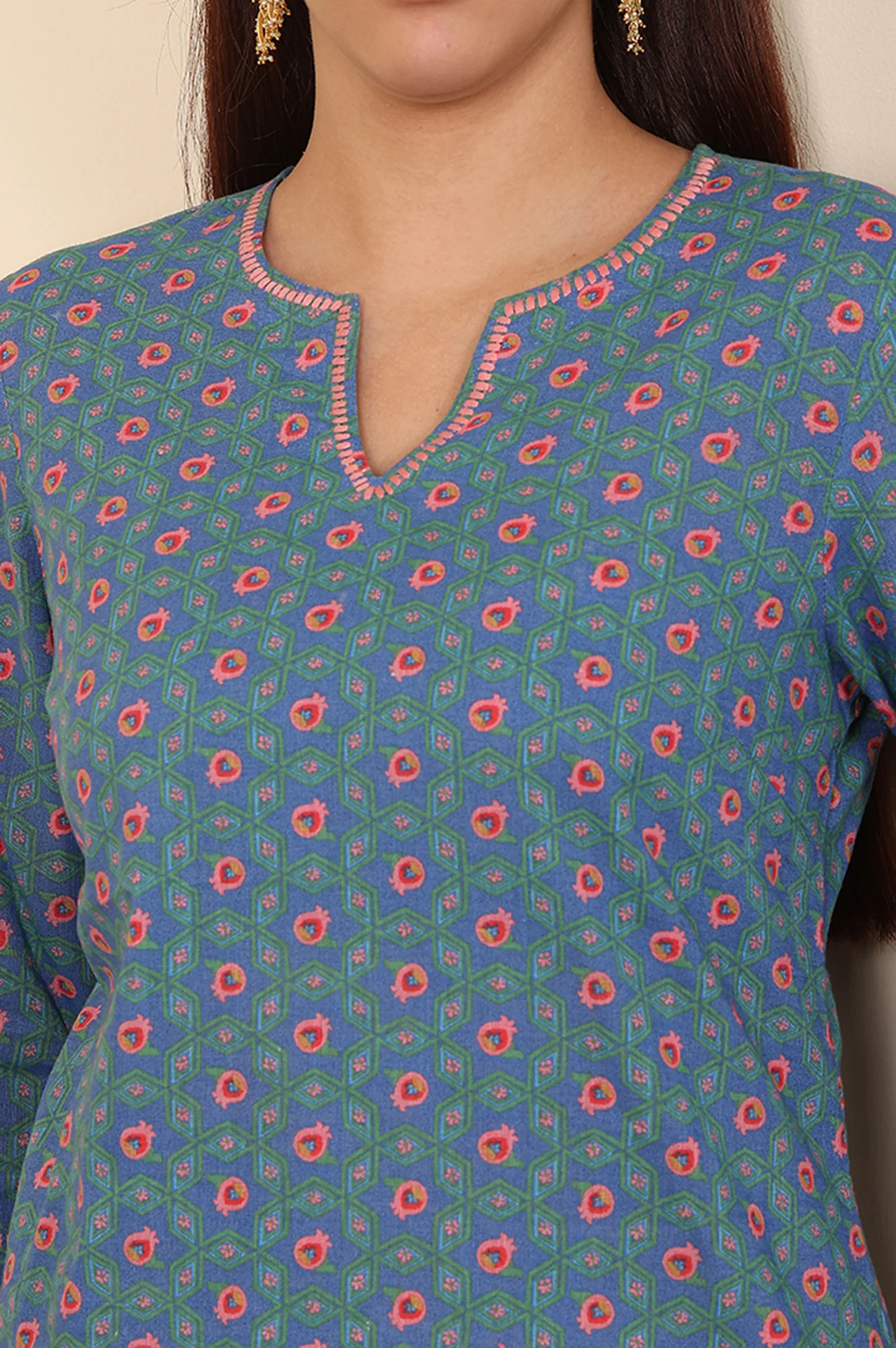 Blue Geometric Printed Pure Cotton Straight Kurta - Image 3