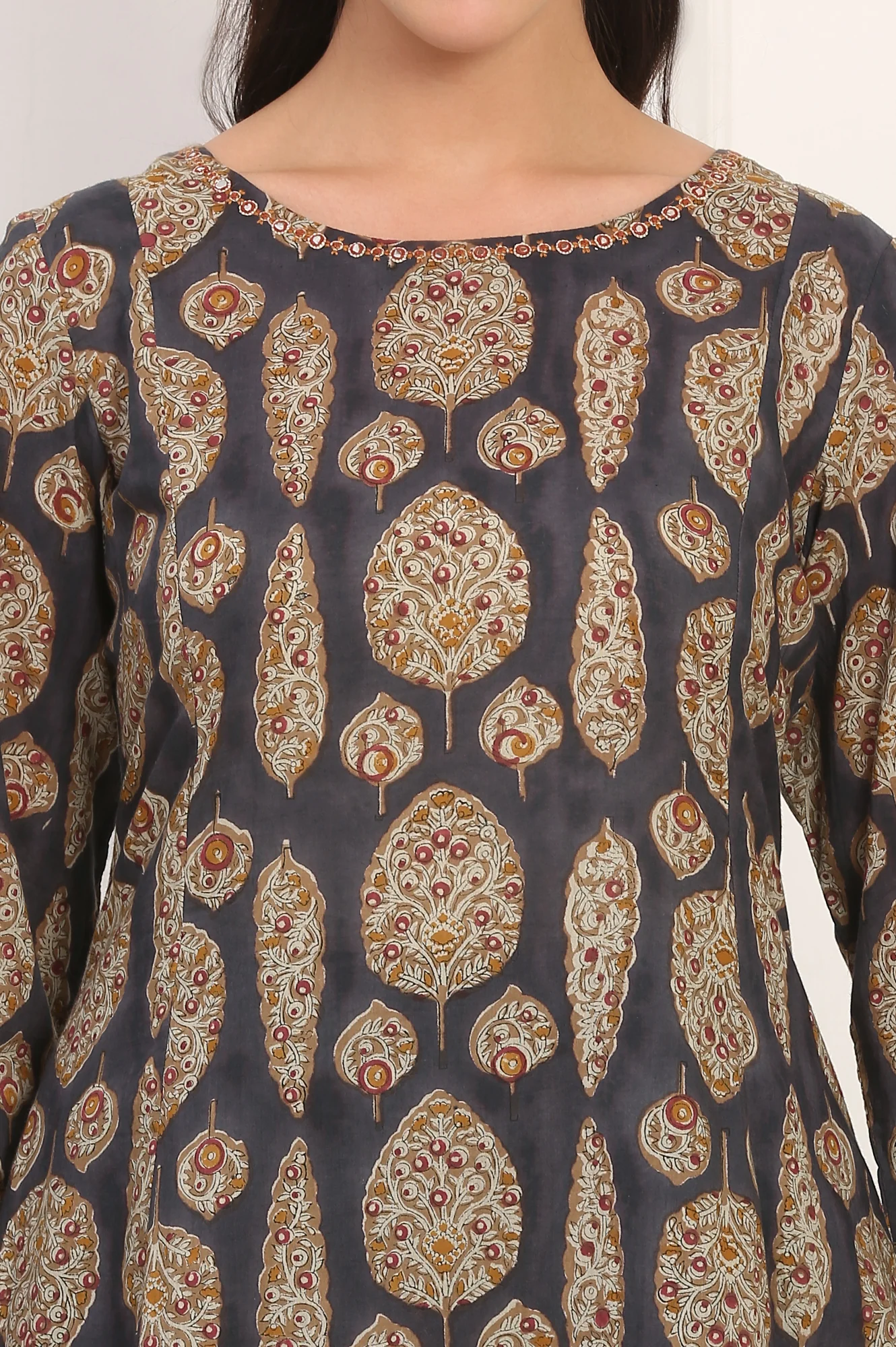 Blue Hand Block Floral Printed Mirror Work Pure Cotton Flared Kurta - Image 4