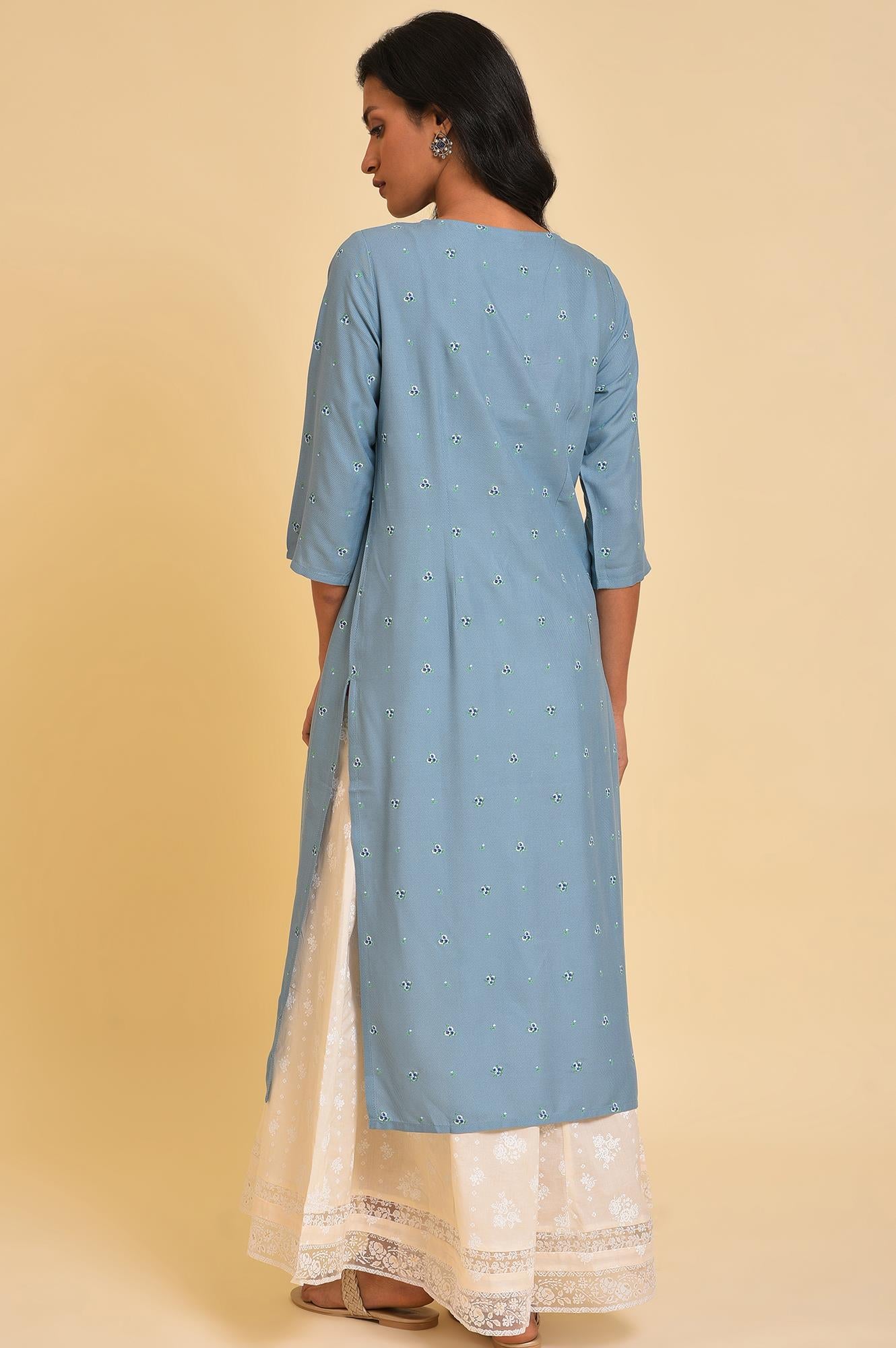 Blue Printed kurta With Embroidery - Image 2