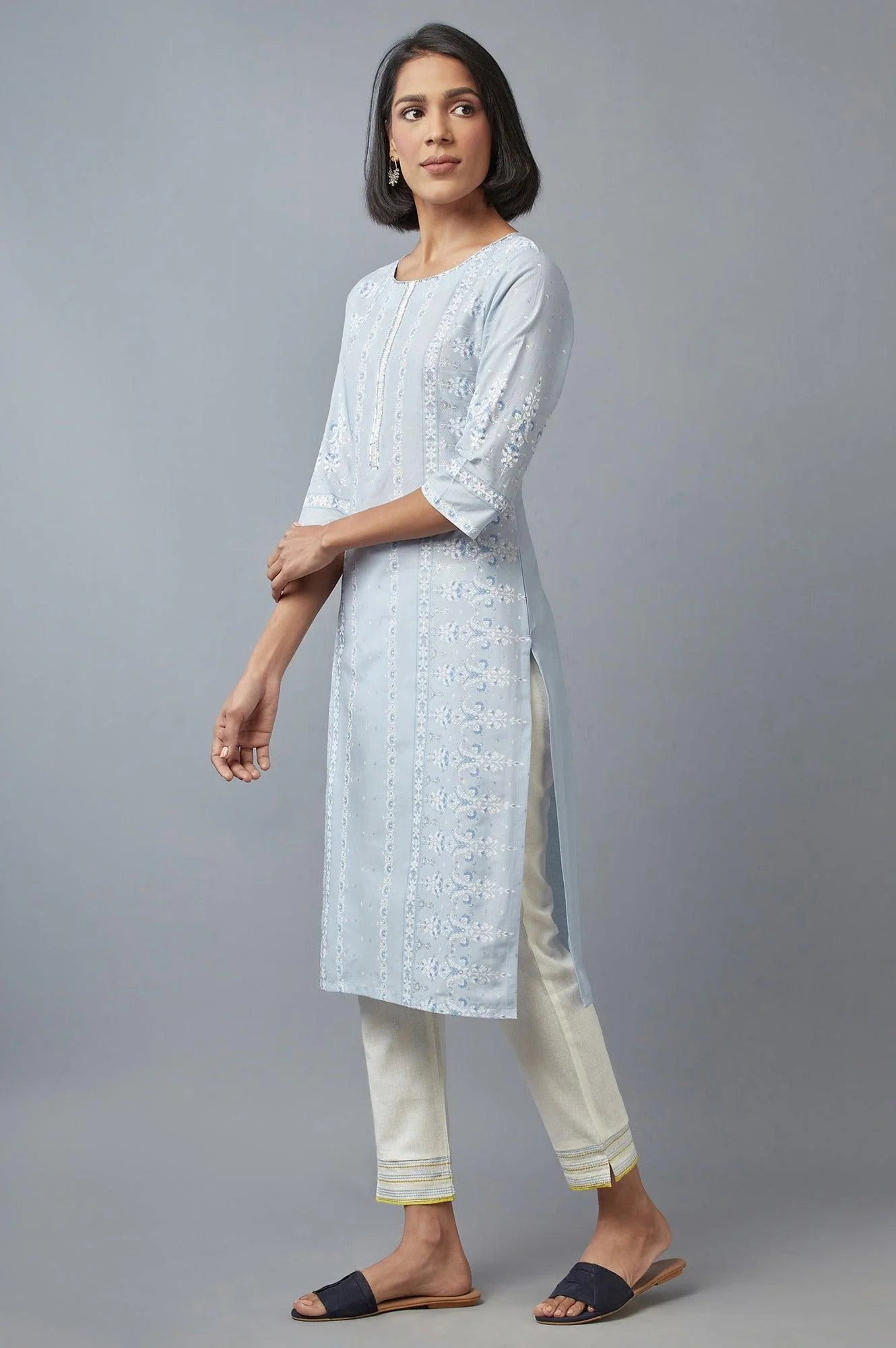 Blue Printed kurta with Sequins - Image 3