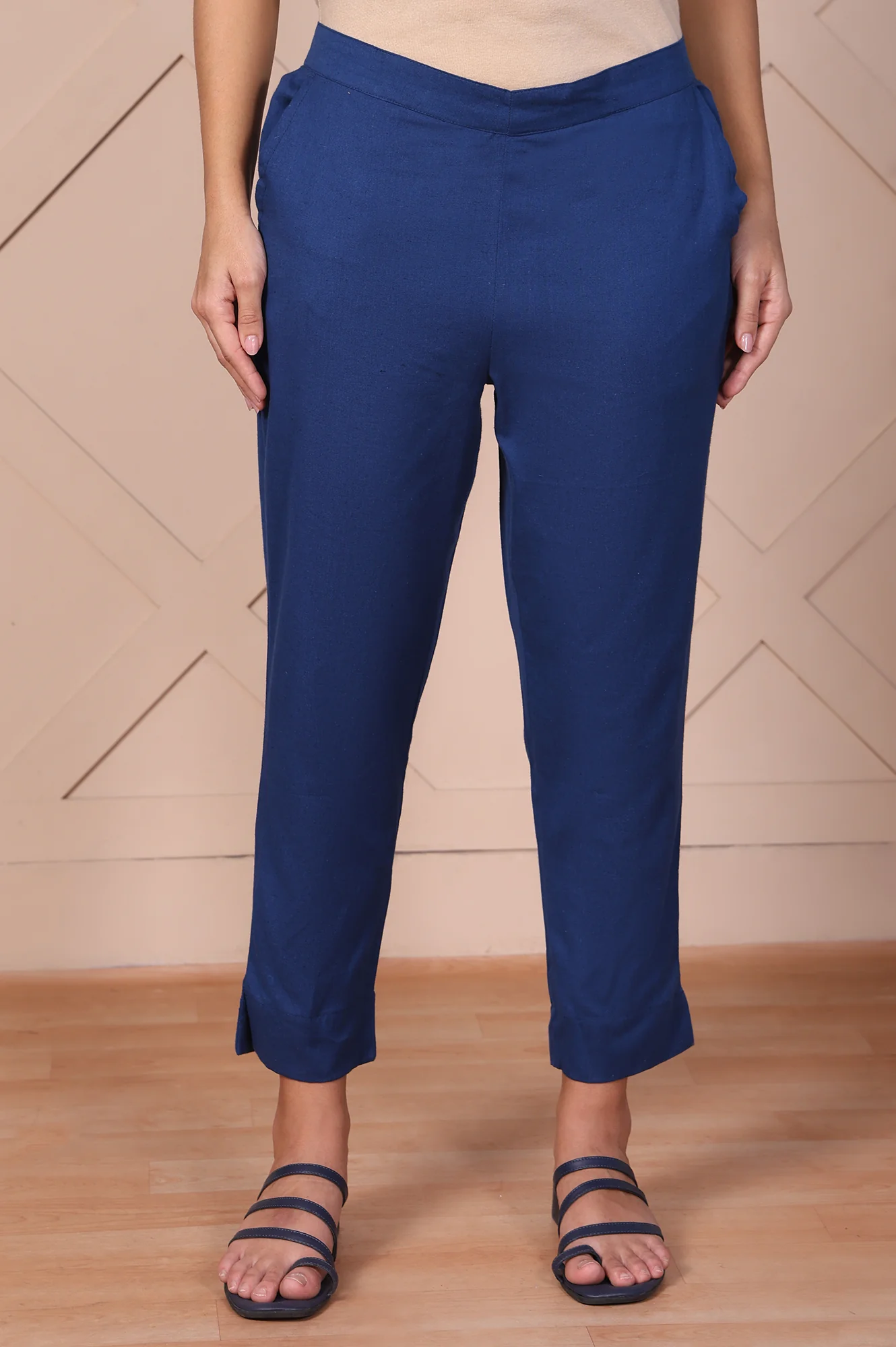 Blue Solid Cotton Flax Mid Rise Ankle Length Slim Fit Trouser