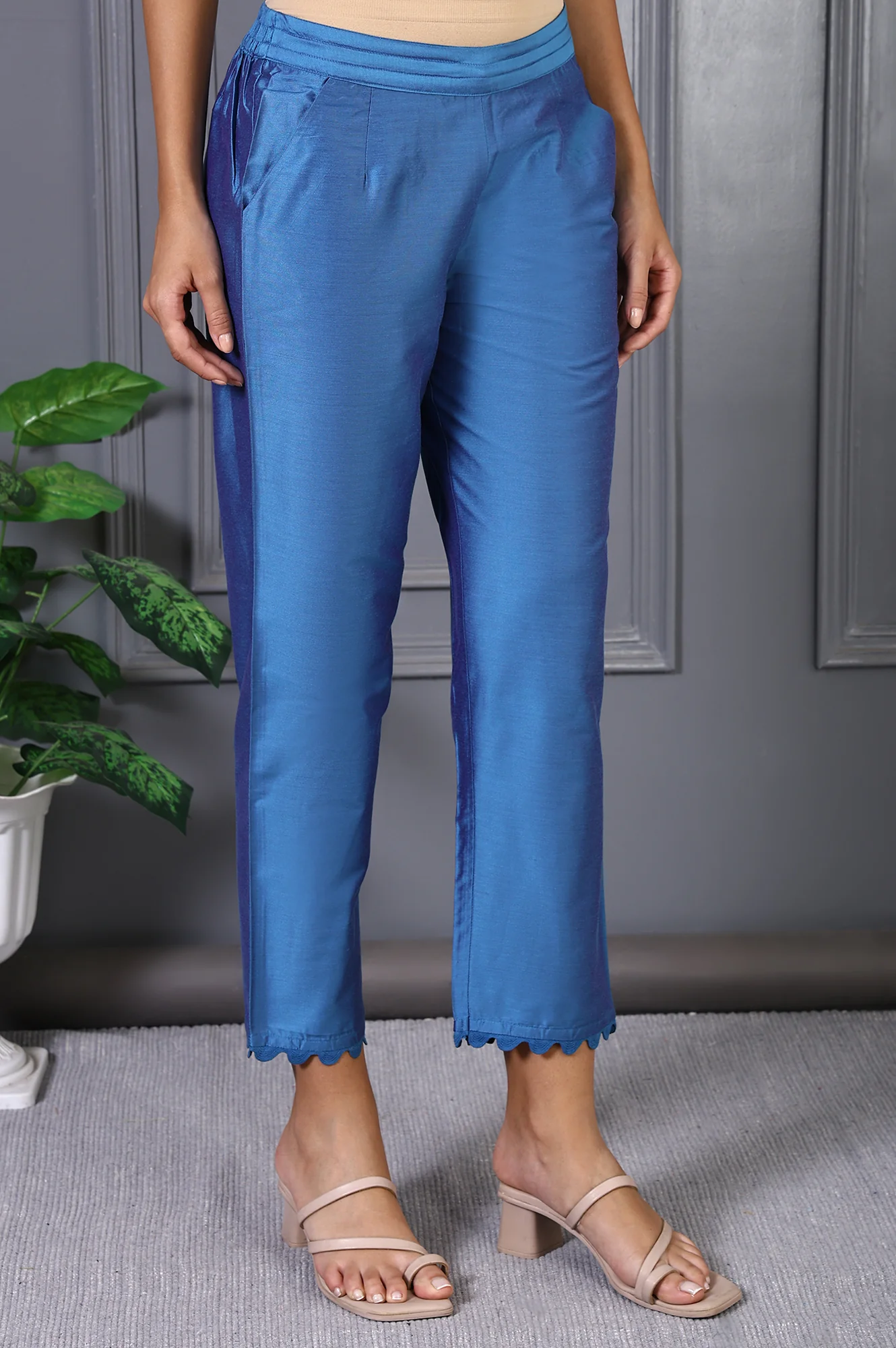 Blue Solid Lace Mid-Rise Straight Pant - Image 3