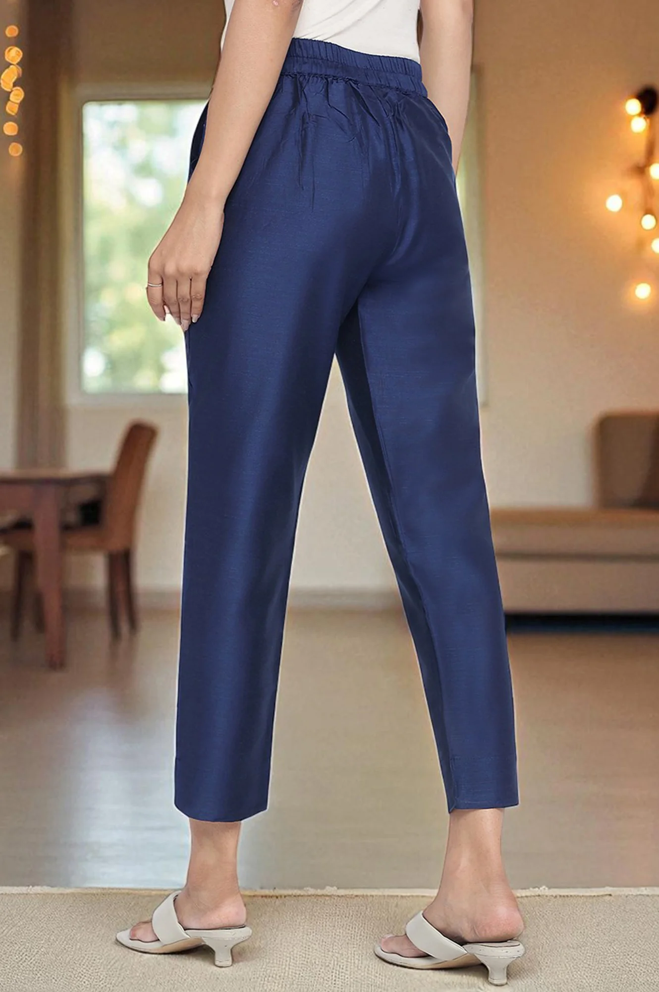Blue Solid Mid Rise Slub Trousers in Ankle Length - Image 4