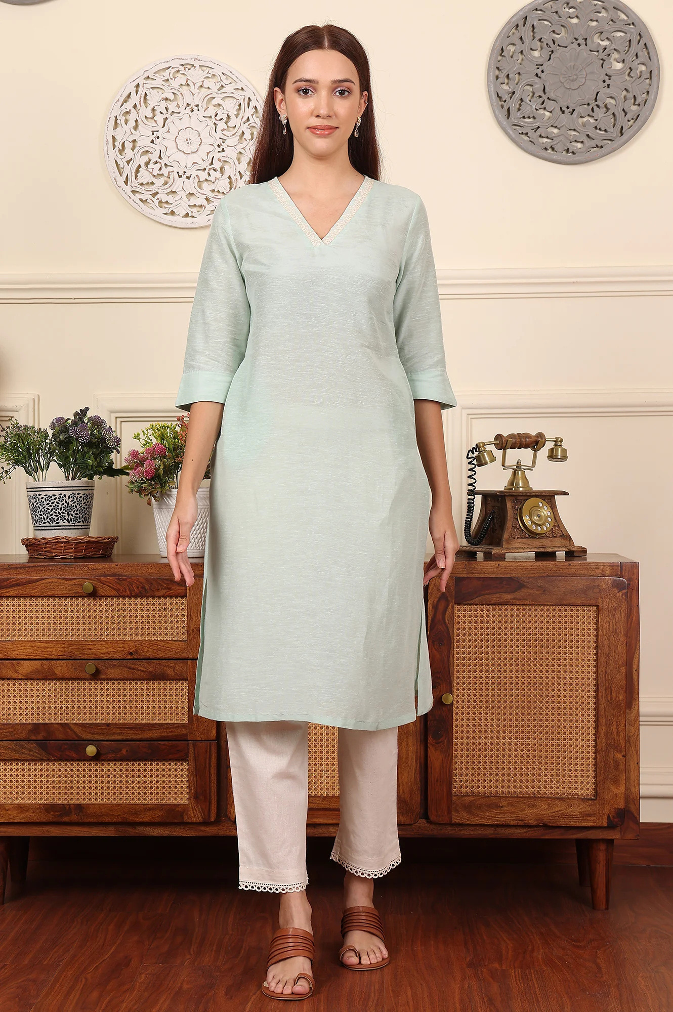 Blue Solid Snow Linen Straight Kurta With Thread Work On Neck - Image 2