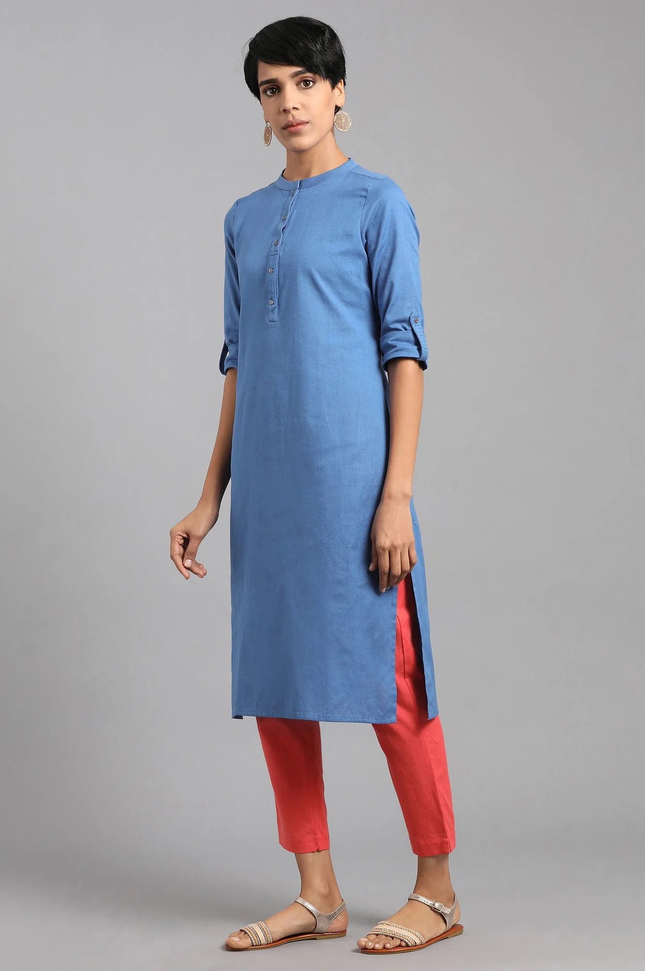 Blue Solid Straight Cotton Kurta - Image 3