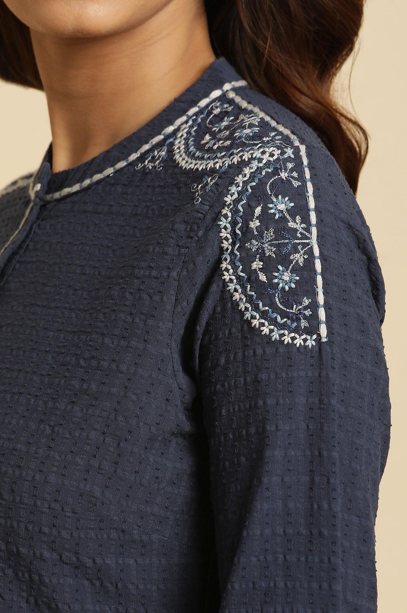 Blue Straight Kurta With Thread Embroidery - Image 6
