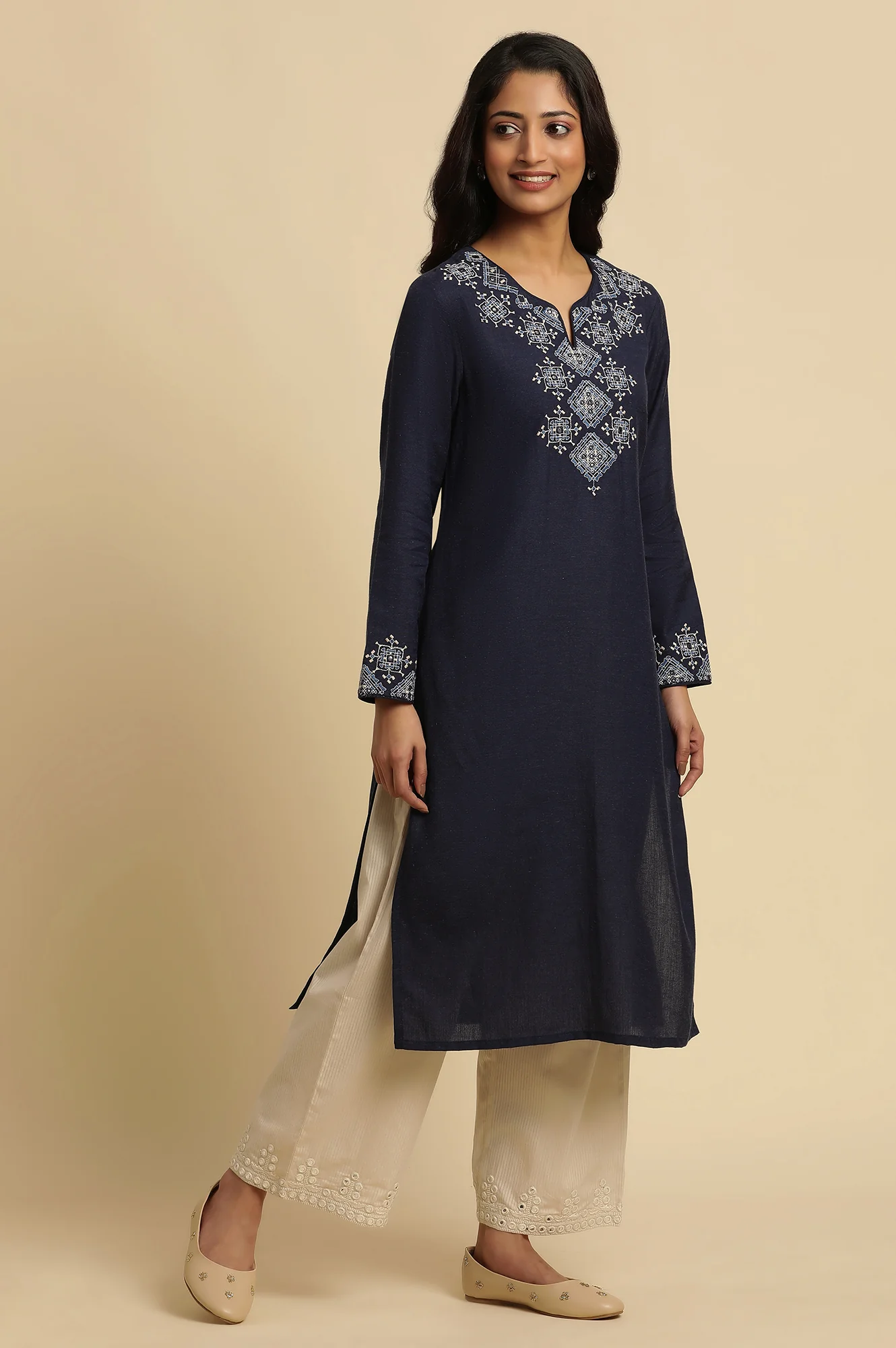 Blue Thread Embroidered Straight Kurta - Image 5