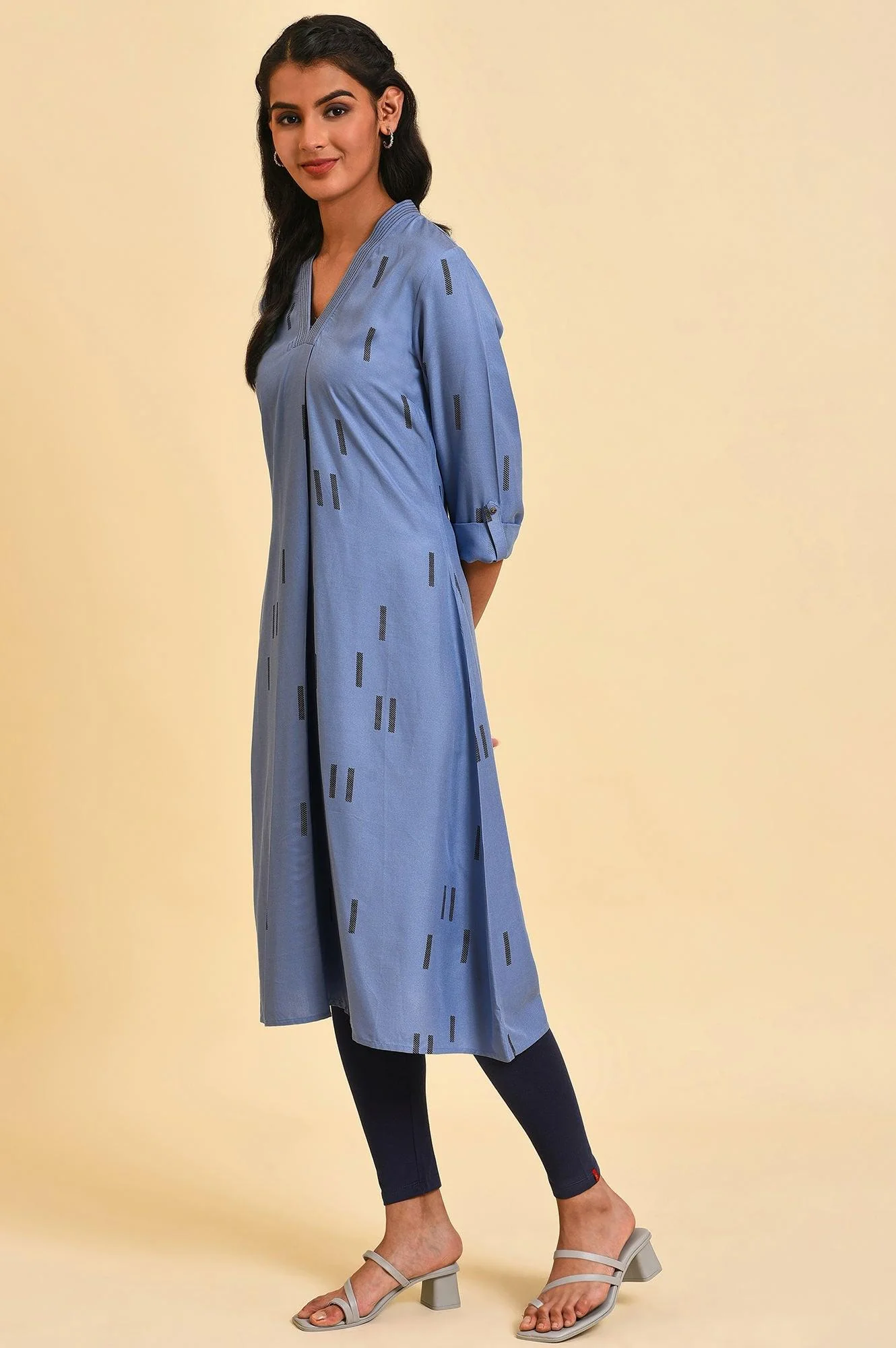 Blue V-Neck Plus Size Summer kurta - Image 3