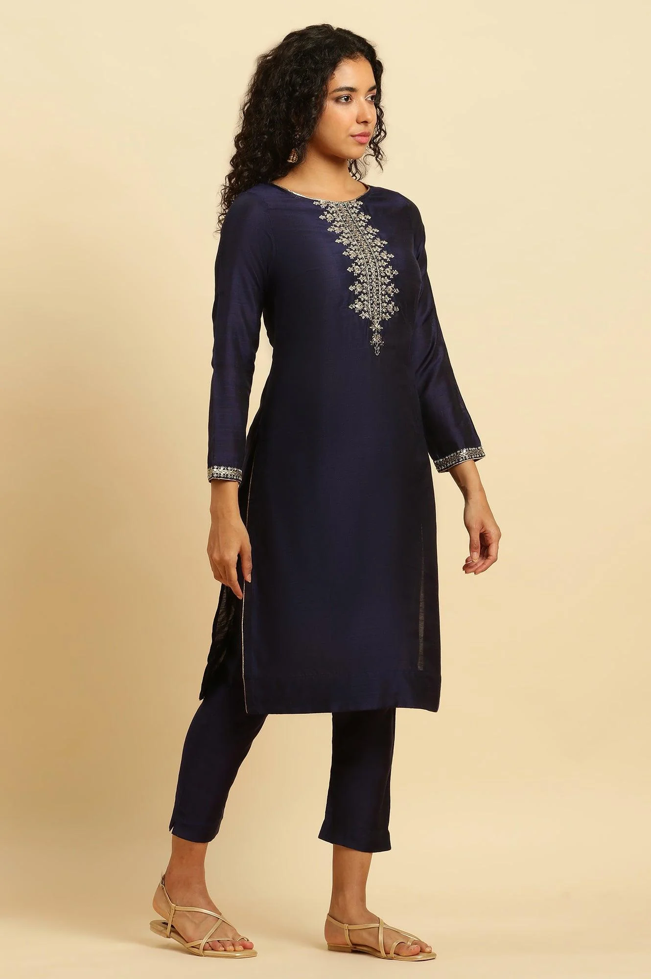 Blue Zari Embroidered Straight Kurta, Pants And Dupatta Set - Image 3