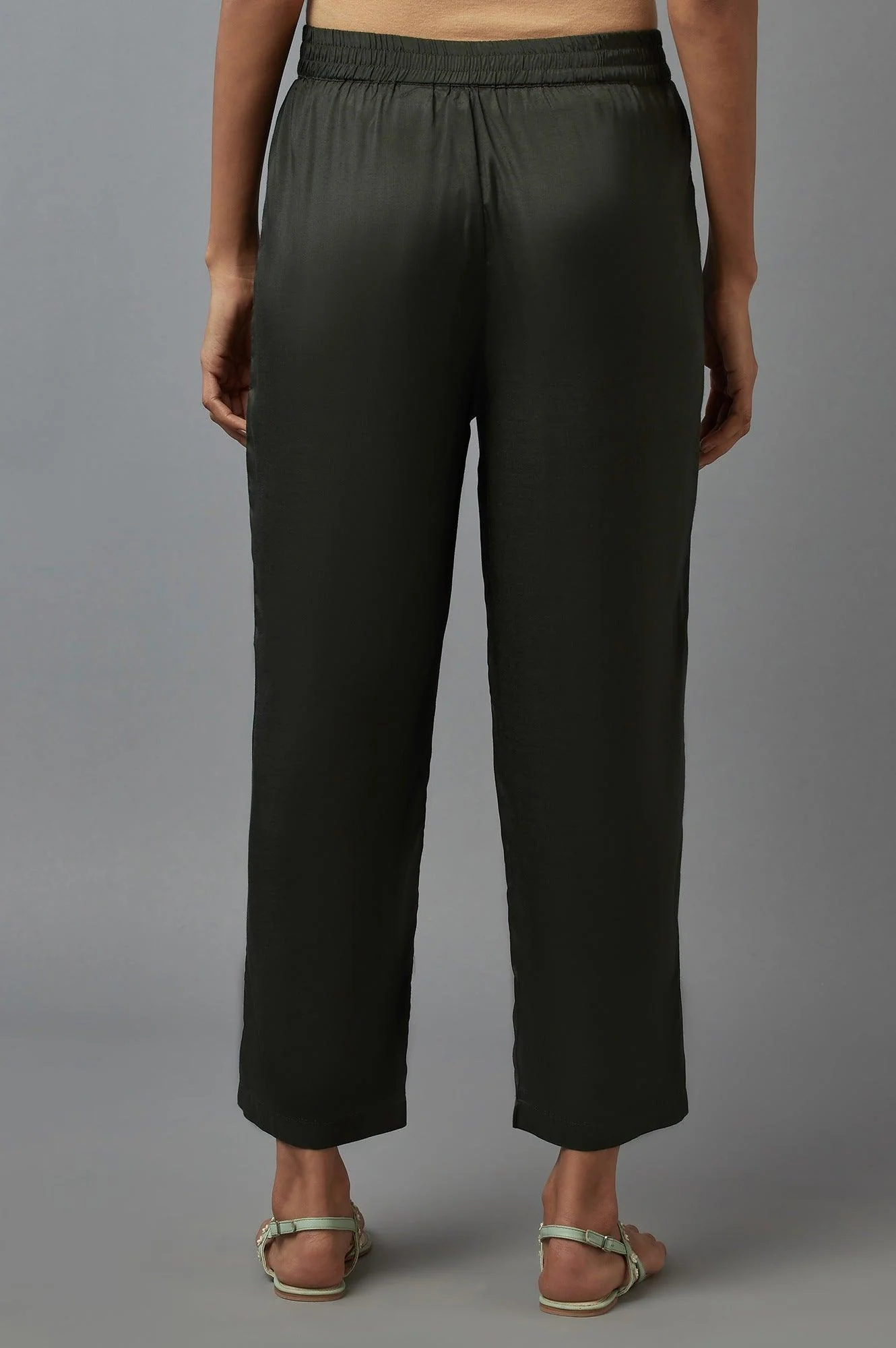 Bottle Green Solid Slim Pants in Straight Silhouette - Image 2