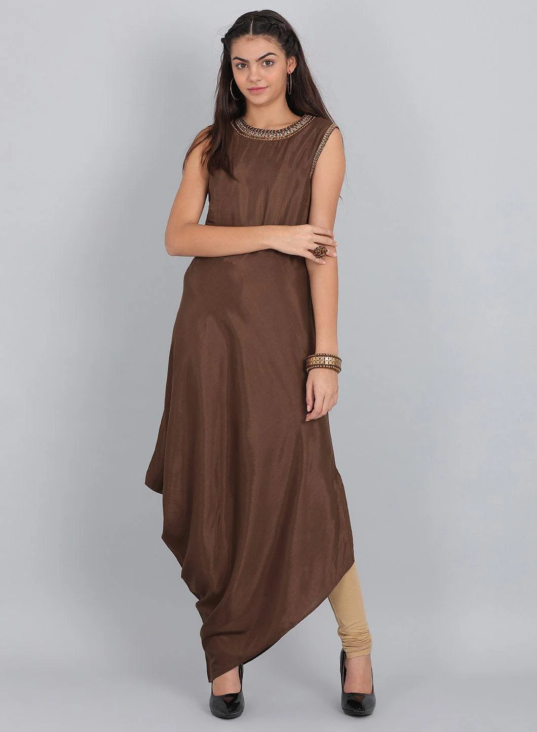 Brown Embellished Round Neck kurta - Image 2