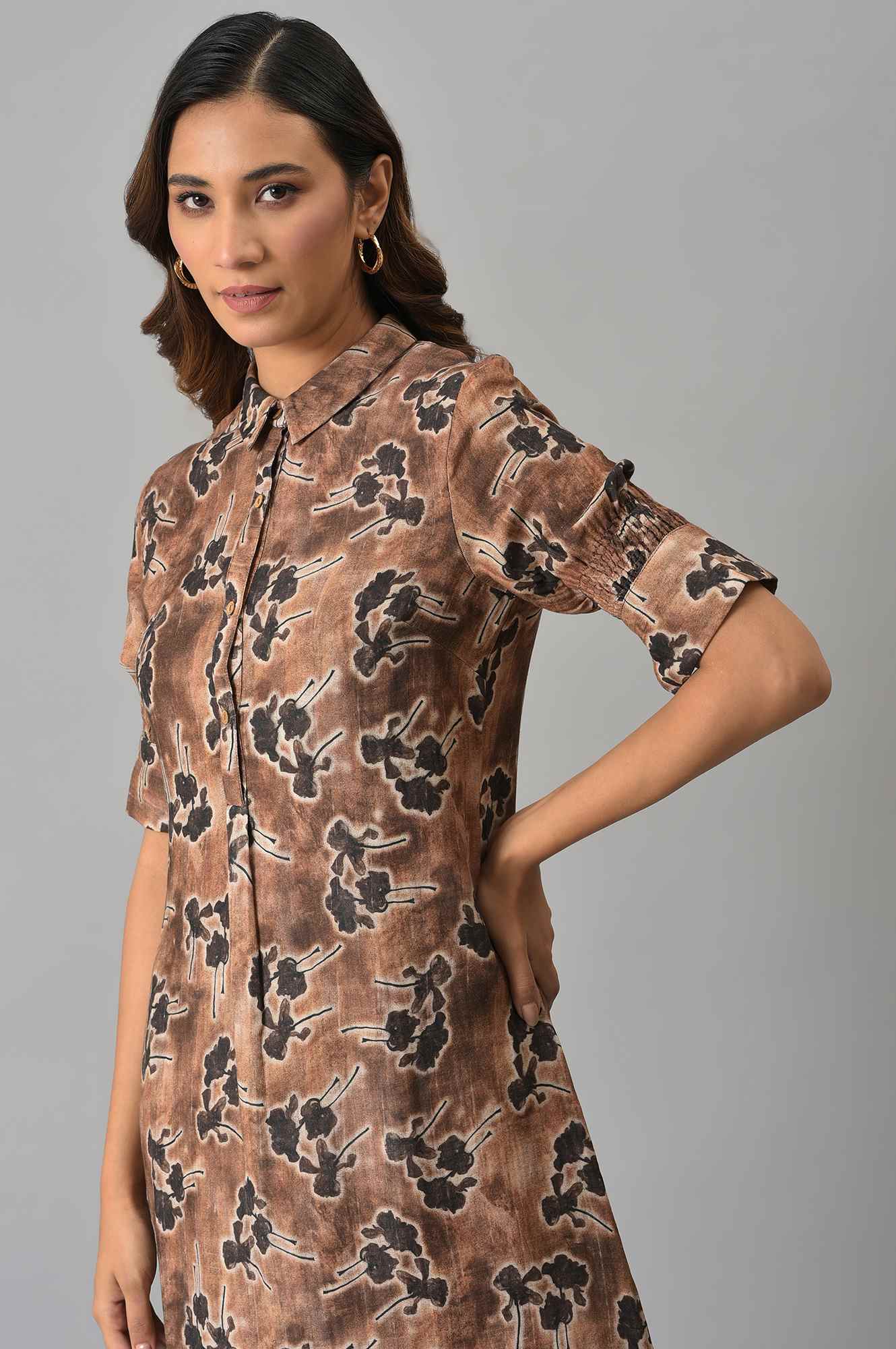 Brown Floral Printed Vaccy Dress - Image 6