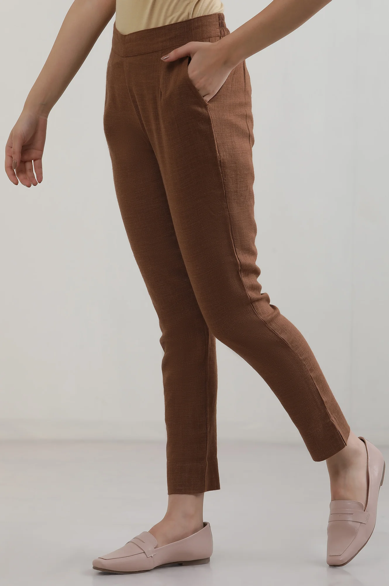 Brown Solid Straight Fit Cotton Pants - Image 2