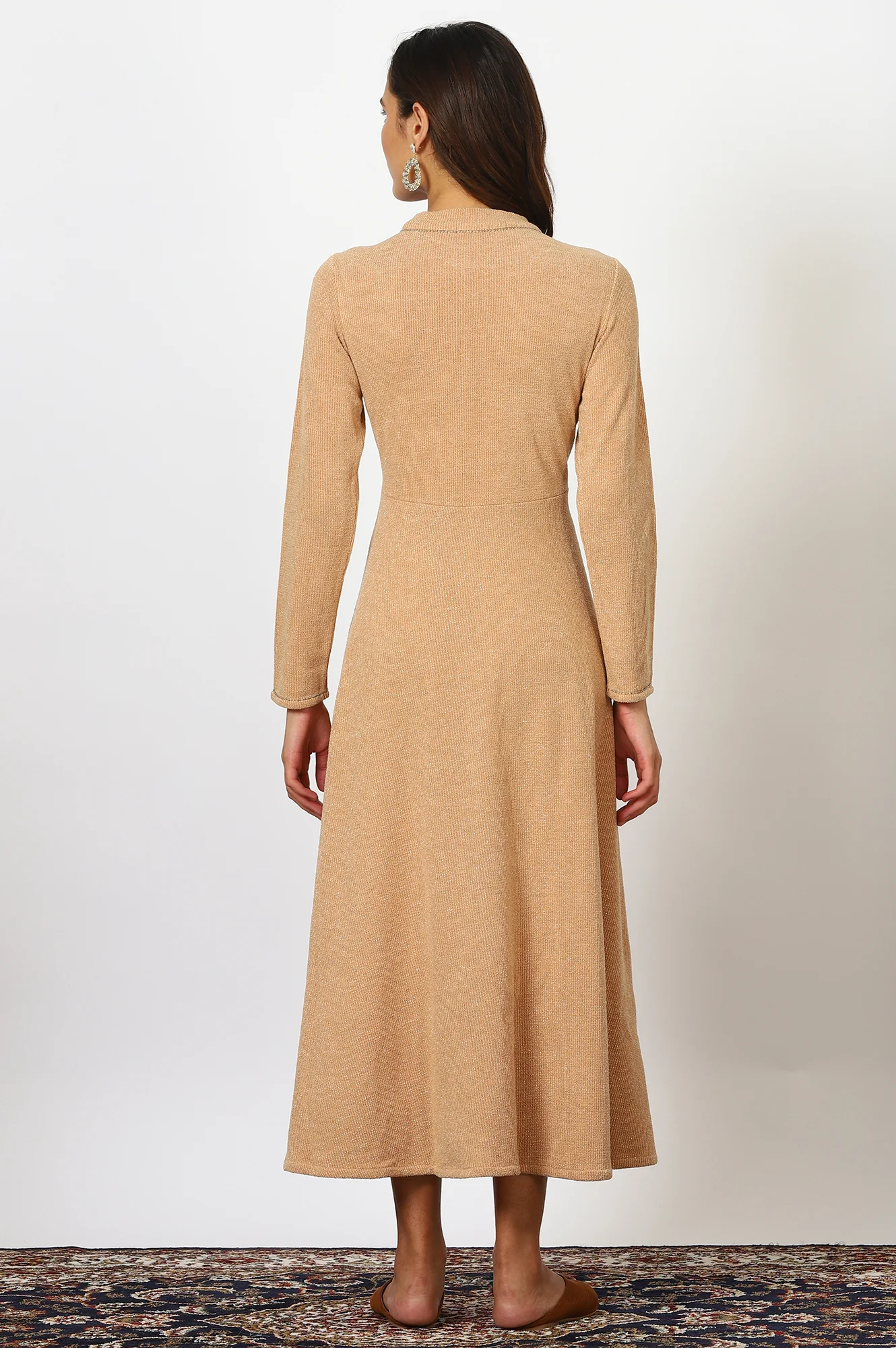 Brown Solid Metallic Hardware Flarred Dresses - Image 5