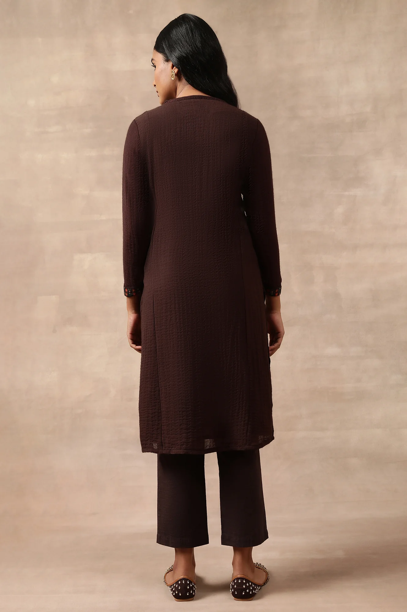 Brown Woollen Embroidered kurta - Image 2