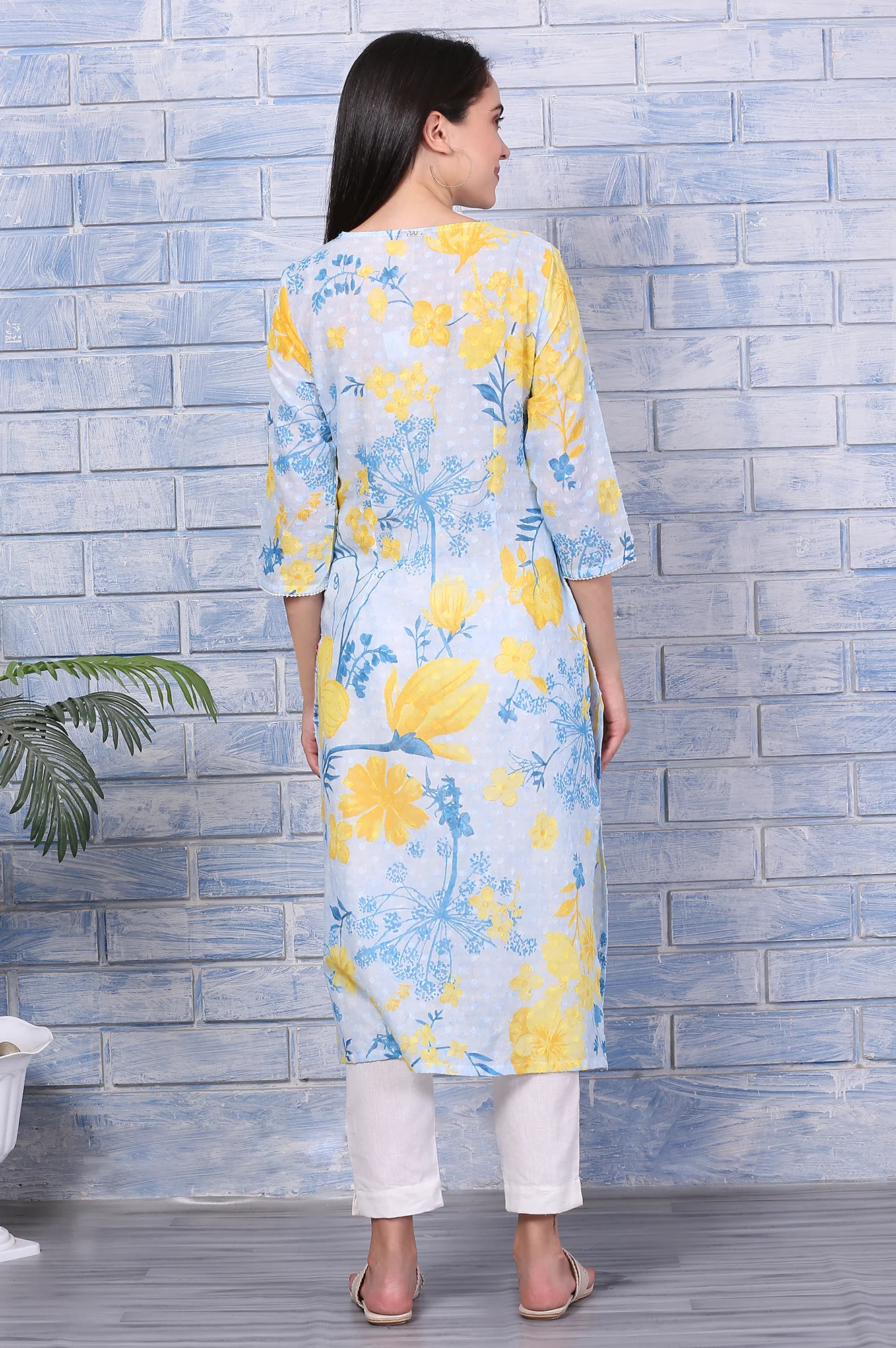 Bue Floral Printed Pure Cotton Straight Kurta with Lace - Image 5