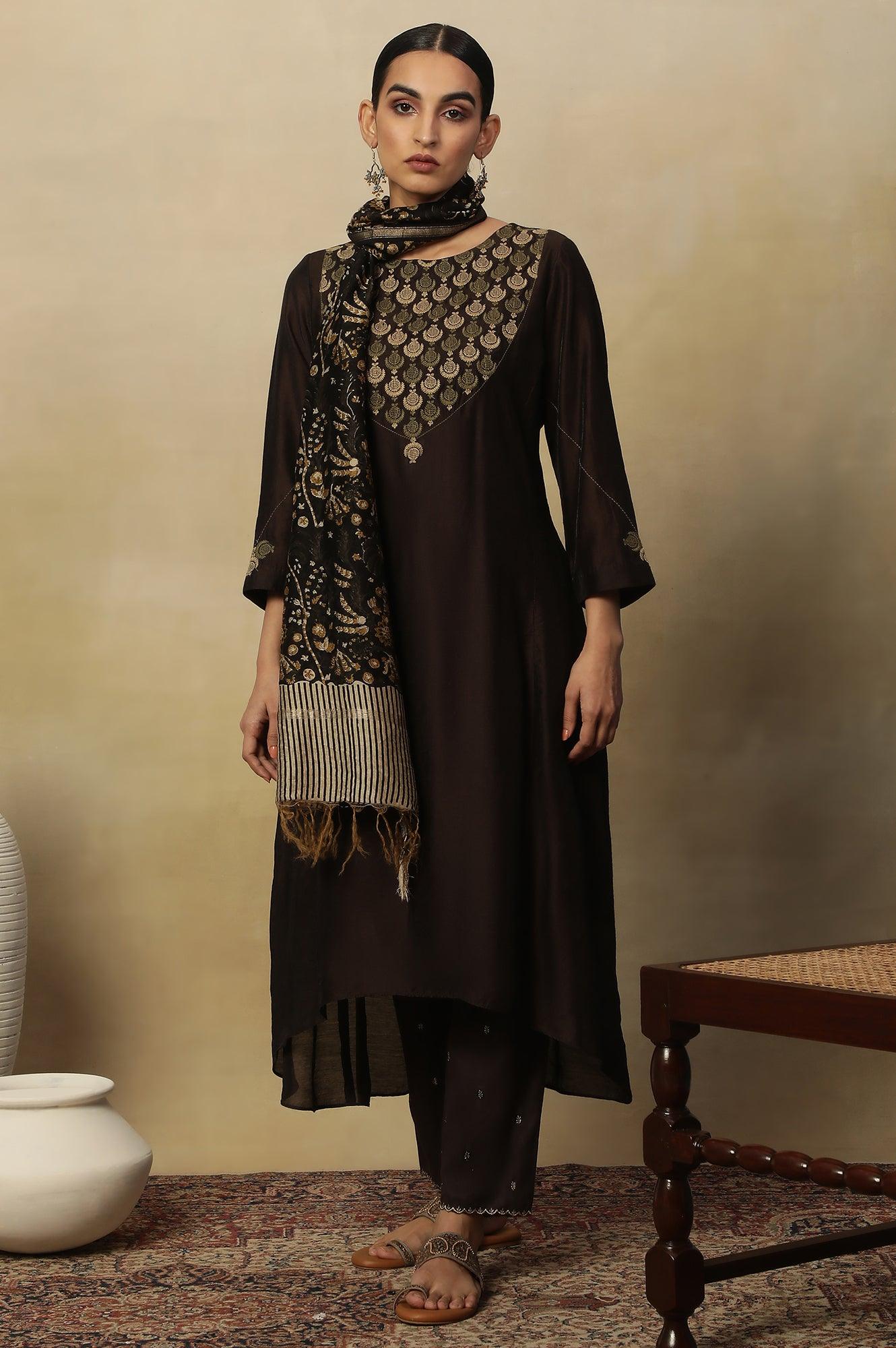 Coffee Bean Block Printed Chanderi Drape - Image 3