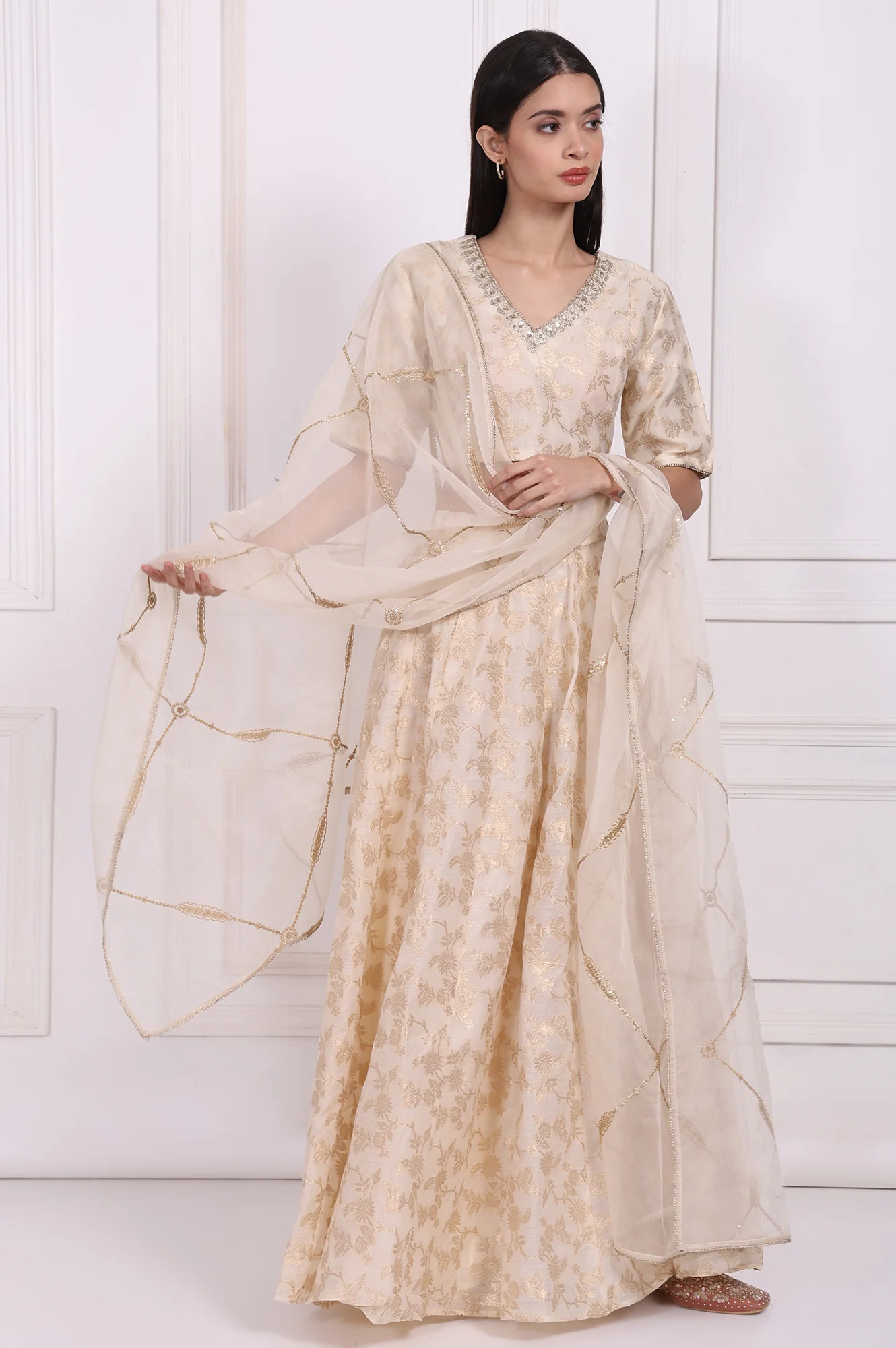 Cream Embellished Maxi Jacquard Blouse with Skirt and Dupatta Set - Image 2