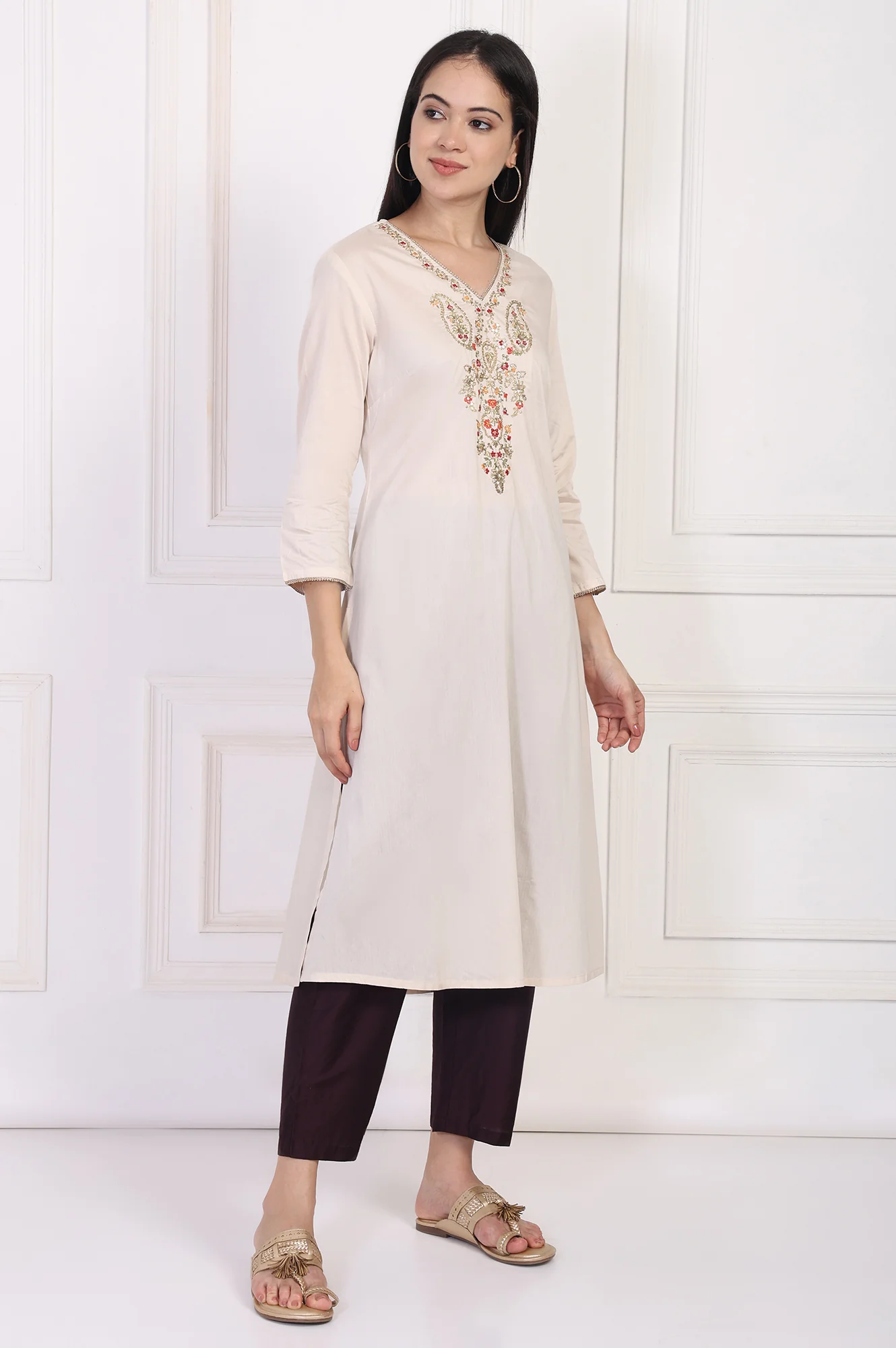 Cream Embroidered A-Line Rayon Kurta - Image 6