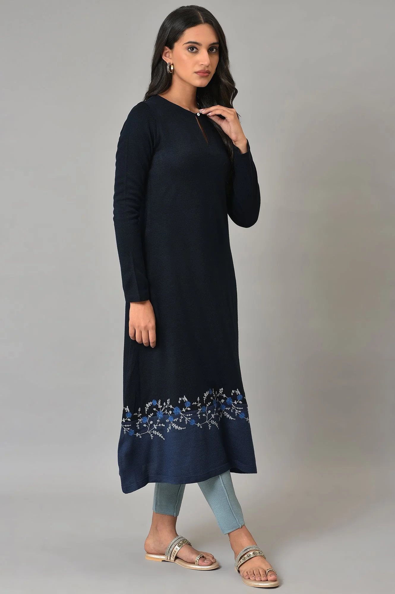 Dark Blue A-Line Colour Blocking Winter kurta - Image 2