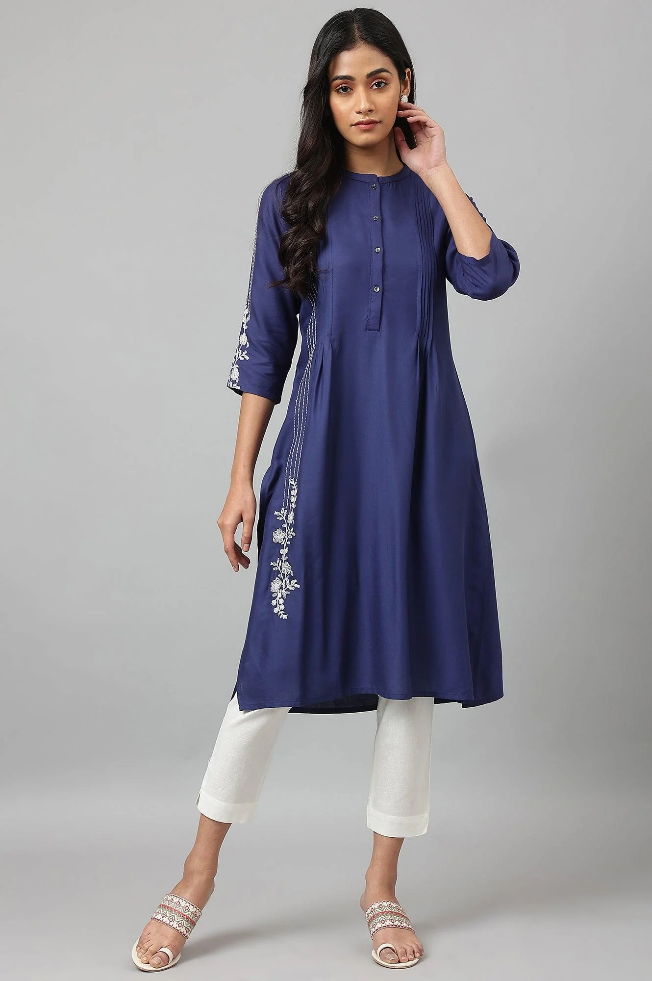 Dark Blue Embroidered kurta With Pleats