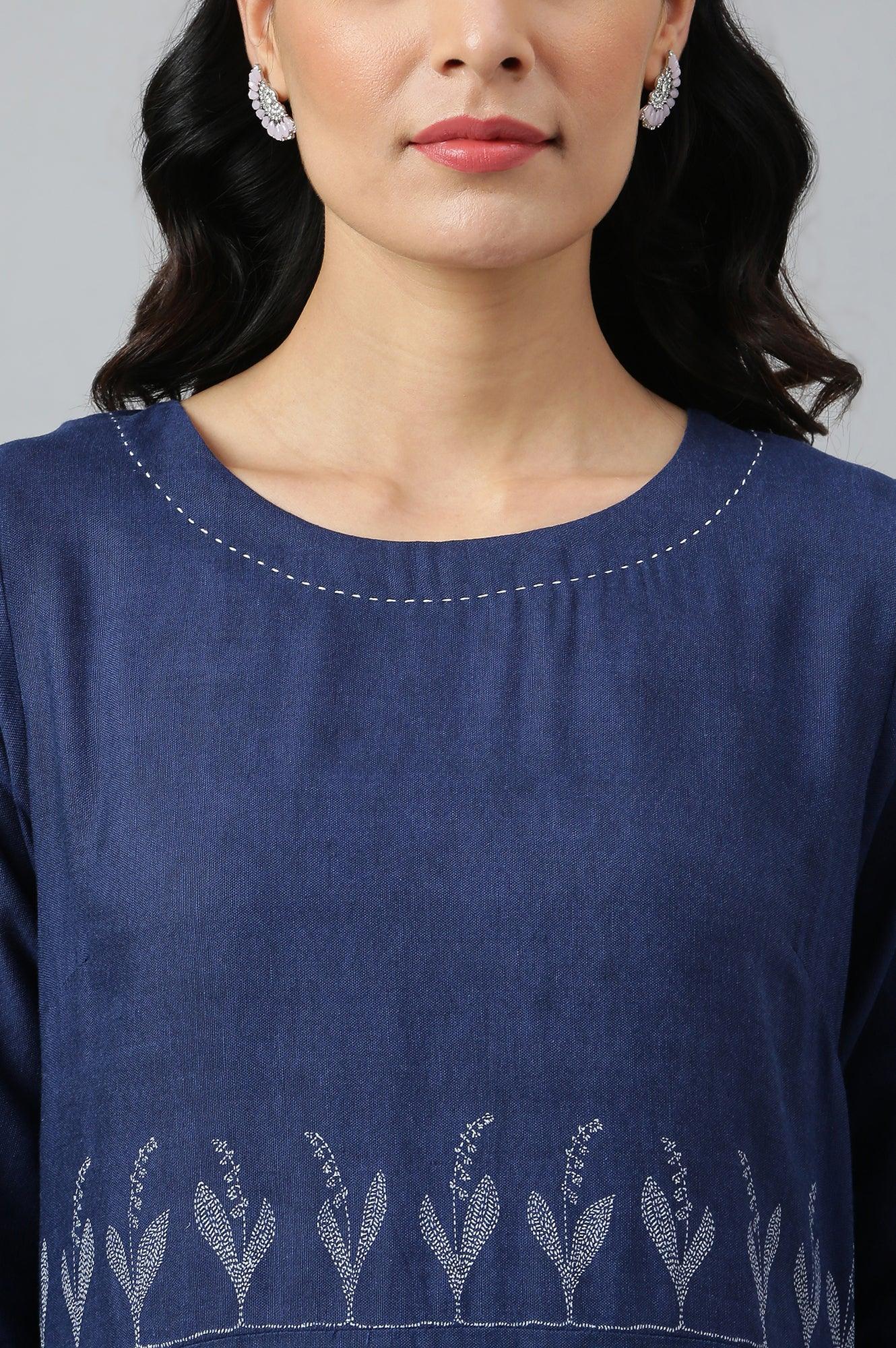 Dark Blue Floral kurta With Kantha Details - Image 8