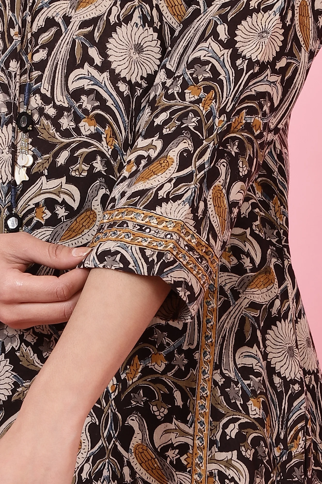 Dark Espresso Kalamkari Printed Kurta, Pants and Dupatta Set - Image 8