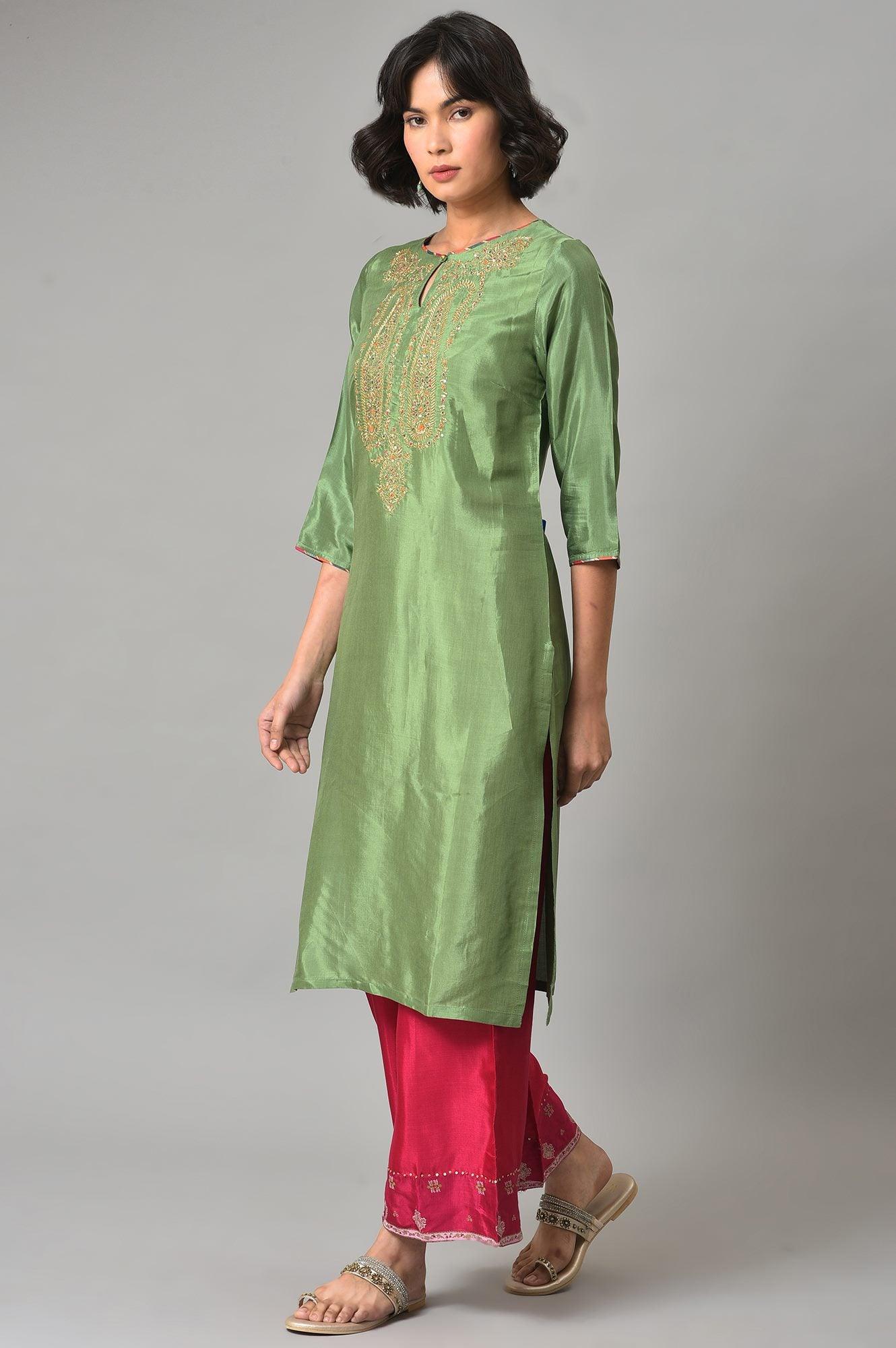 Dark Green Embroidered Festive kurta With Pink Parallel Pants - Image 3