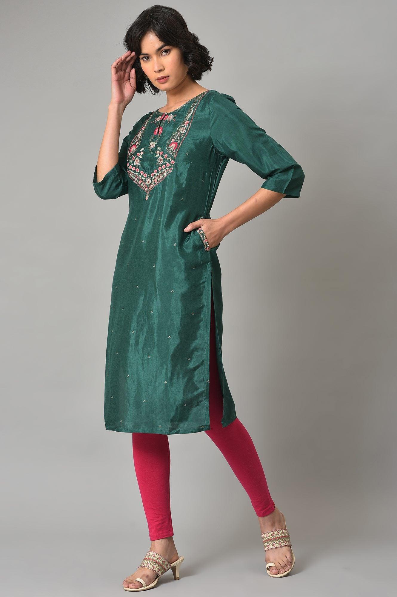 Dark Green Embroidered Festive kurta With Pink Tights - Image 3