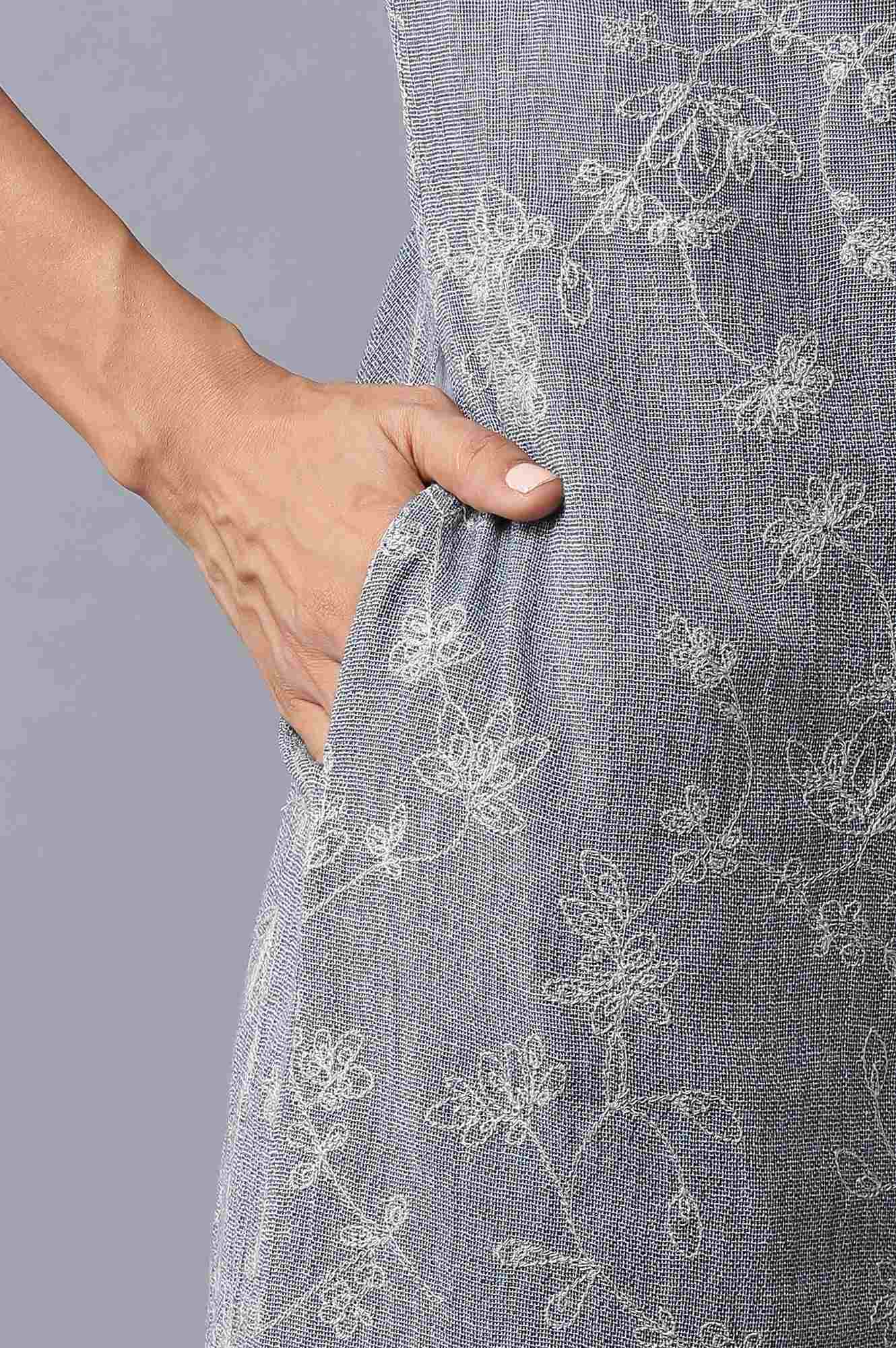 Dark Grey Yarn-Dyed Western Dress In Round Neck - Image 6