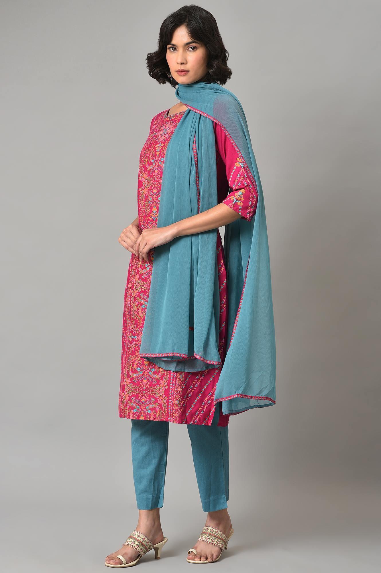 Dark Pink Floral kurta In Boat Neck With Teal Blue Slim Pants And Dupatta - Image 3