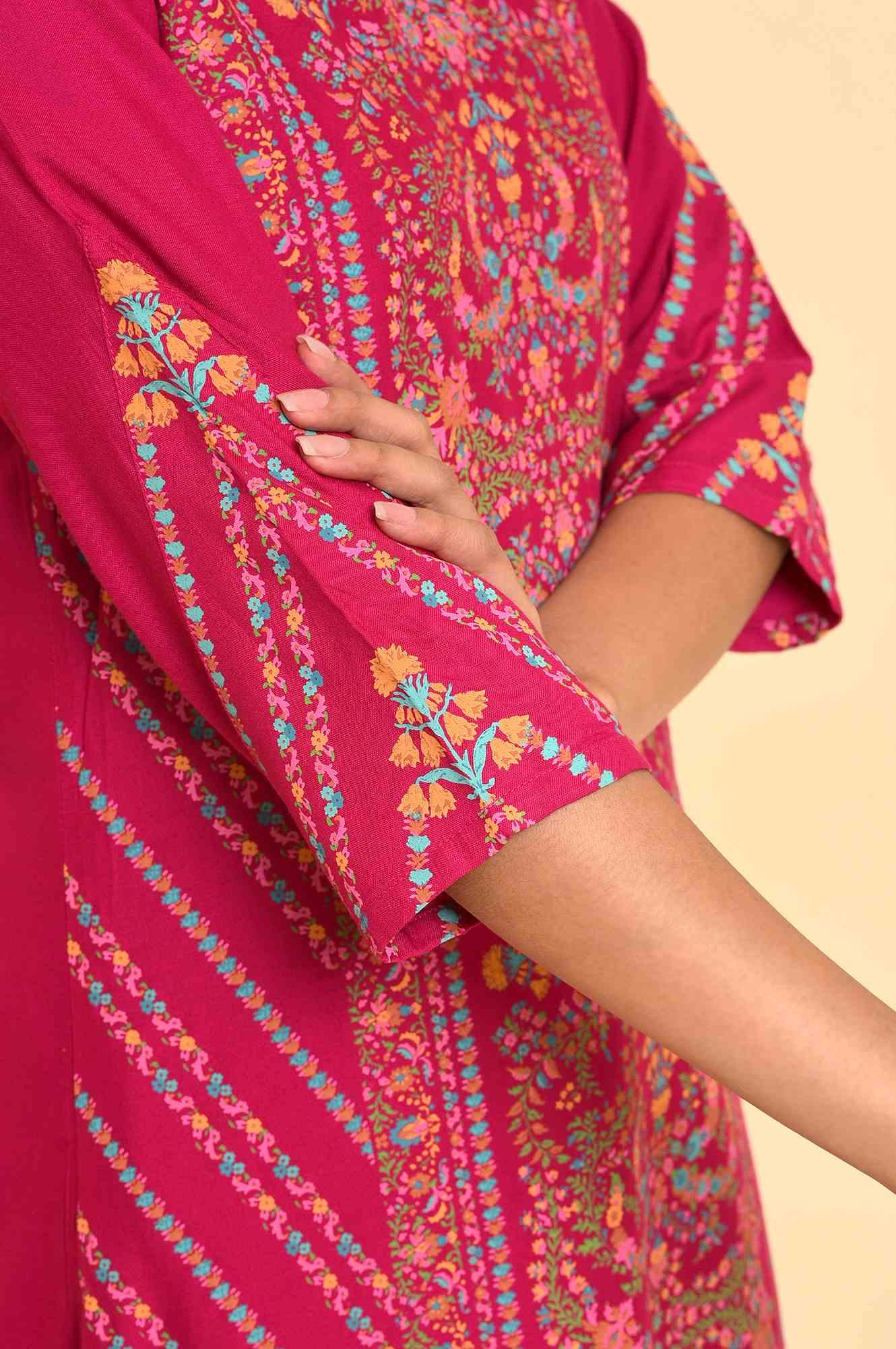 Dark Pink Floral Printed Embellished Kurta And Pants Set - Image 7
