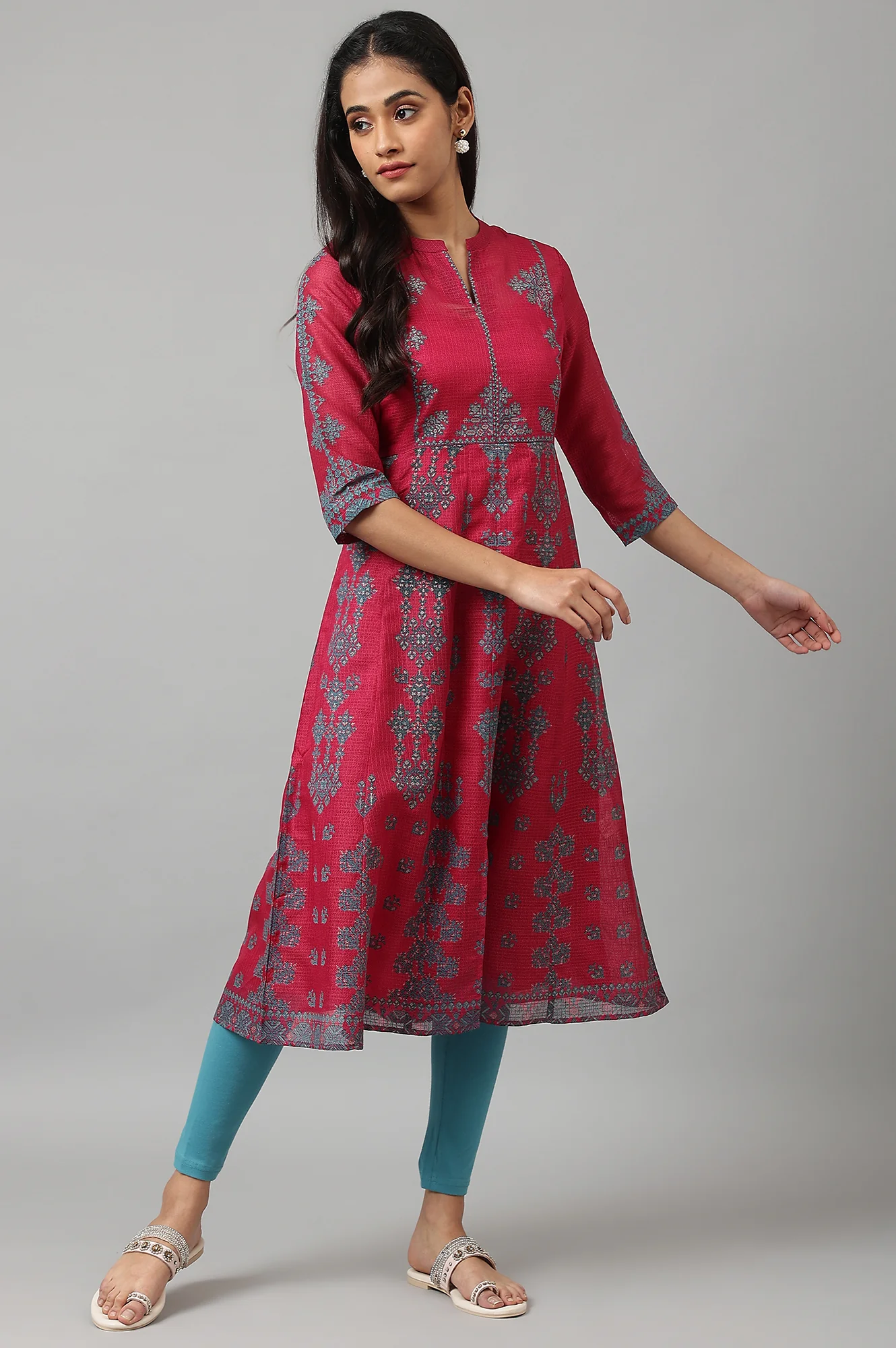 Dark Pink Geometric Printed Kota kurta with Inner and Blue Leggings Set - Image 7
