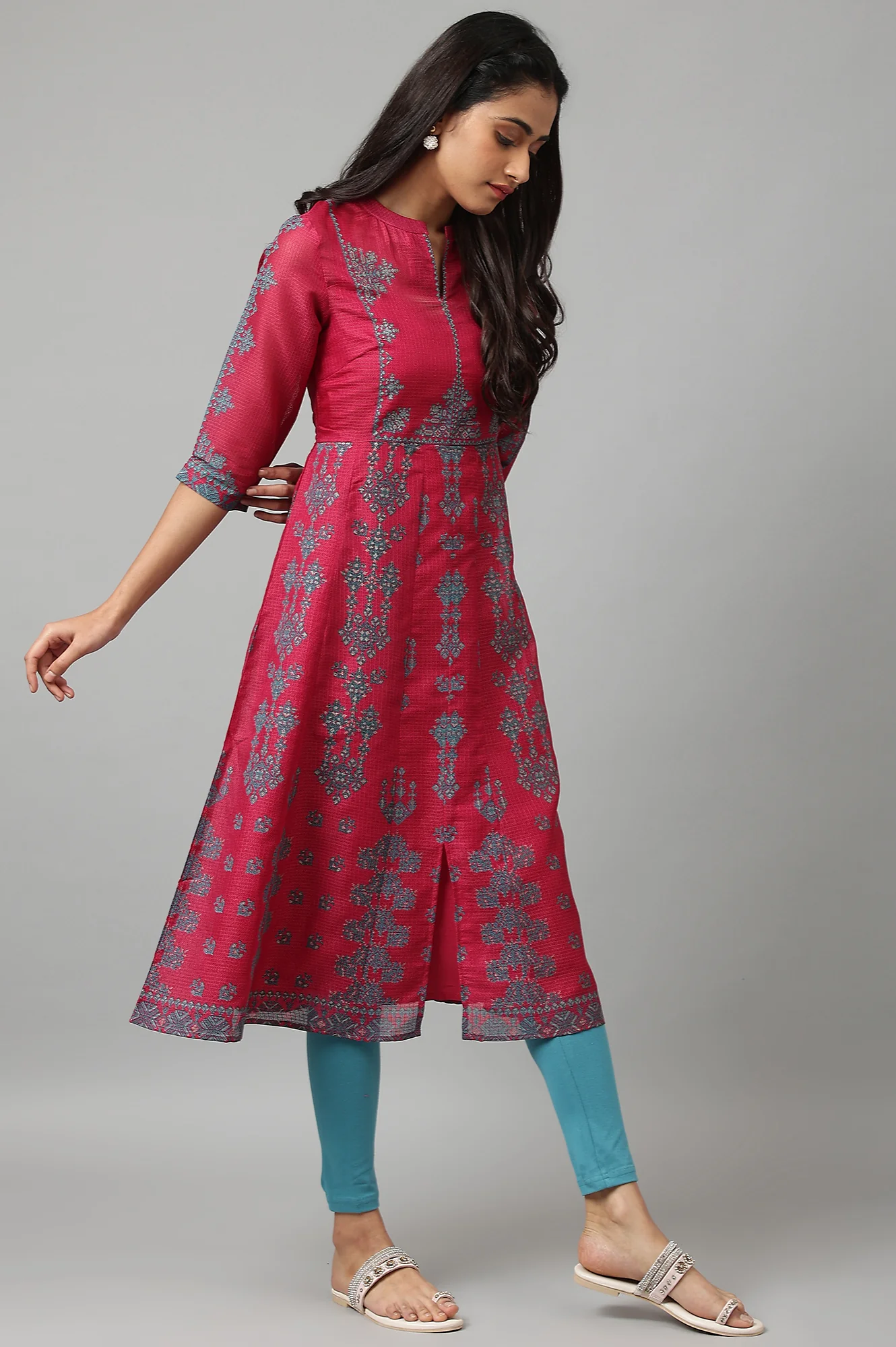 Dark Pink Geometric Printed Kota kurta with Inner and Blue Leggings Set - Image 8