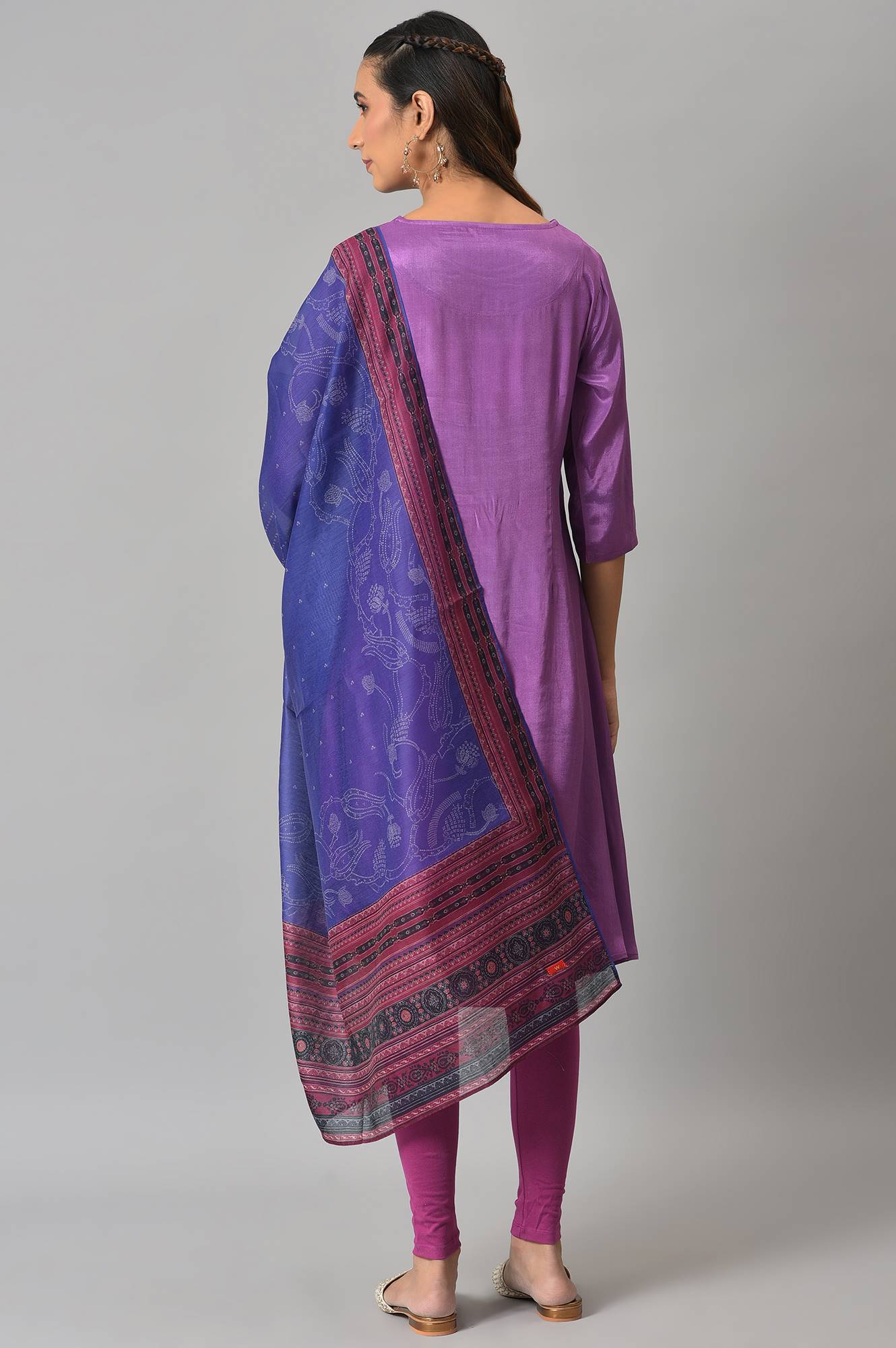 Dark Purple Ombre Cowl kurta With Tights And Bandhani Dupatta - Image 2