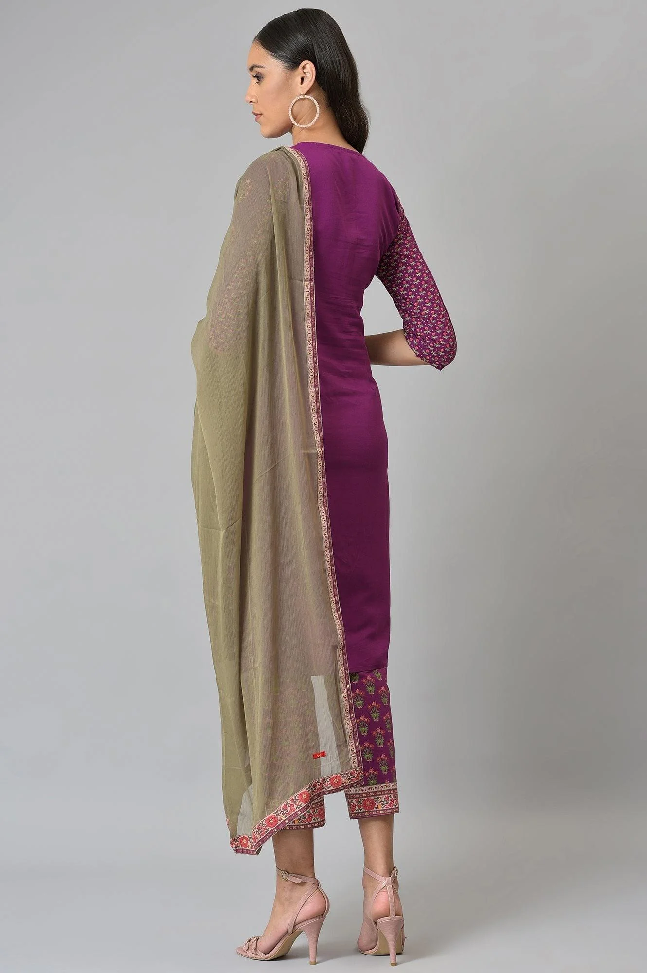 Dark Purple Round Neck kurta With Floral Straight Pants And Chiffon Dupatta - Image 2