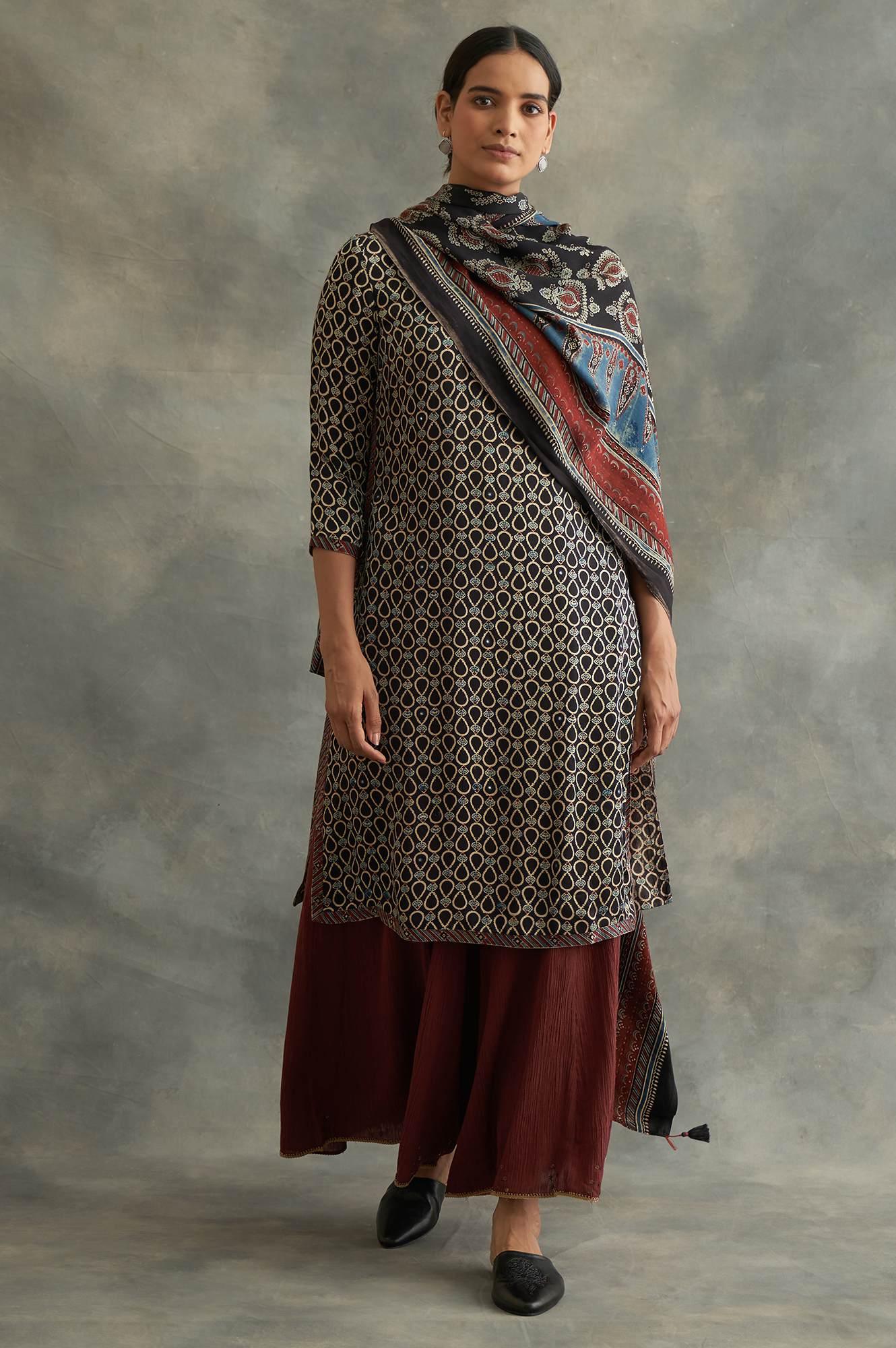 Dark Red Solid Divided Skirt - Image 5