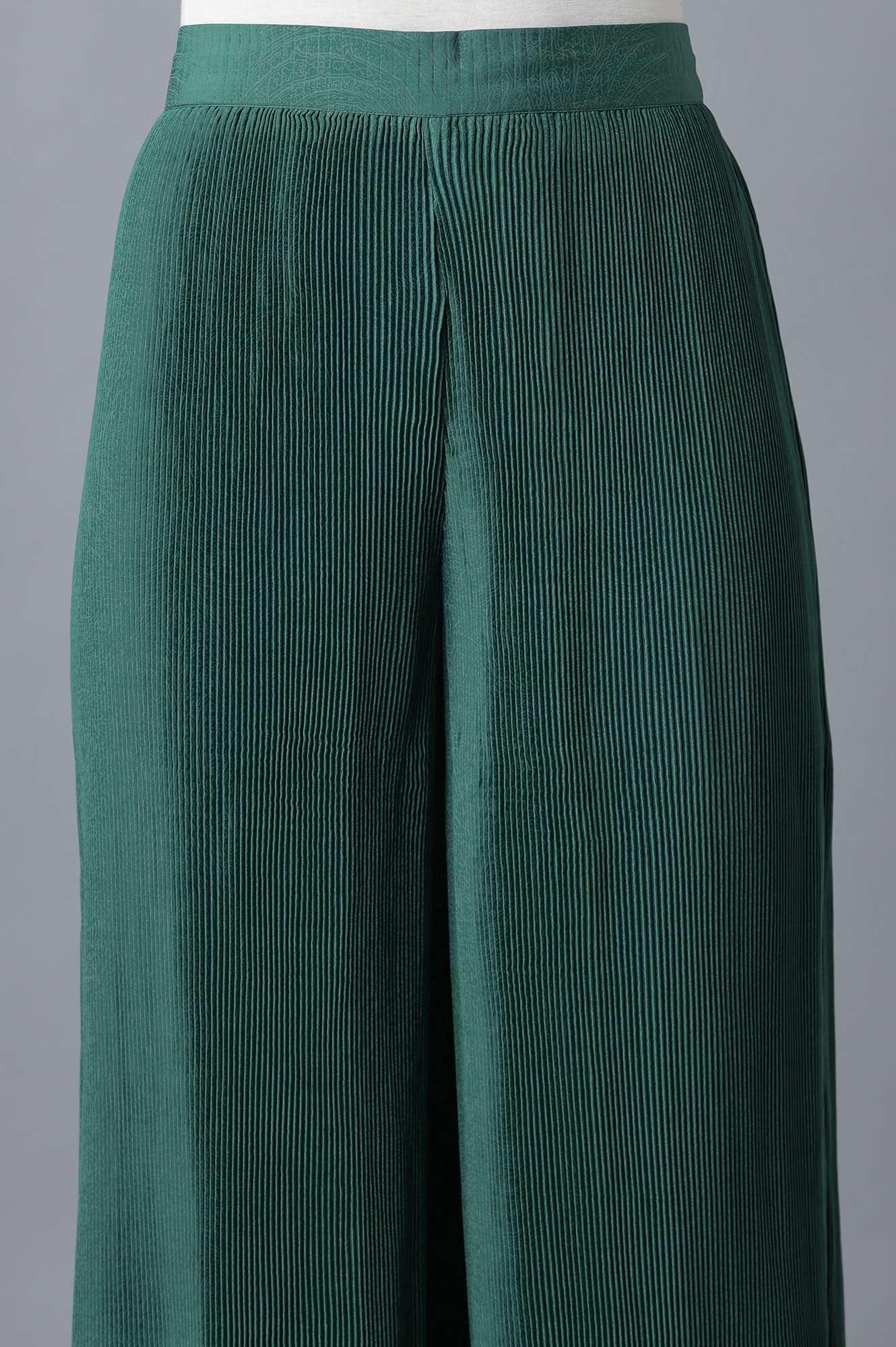 Deep Green Pleated kurta-Parallel Pants Set - Image 6